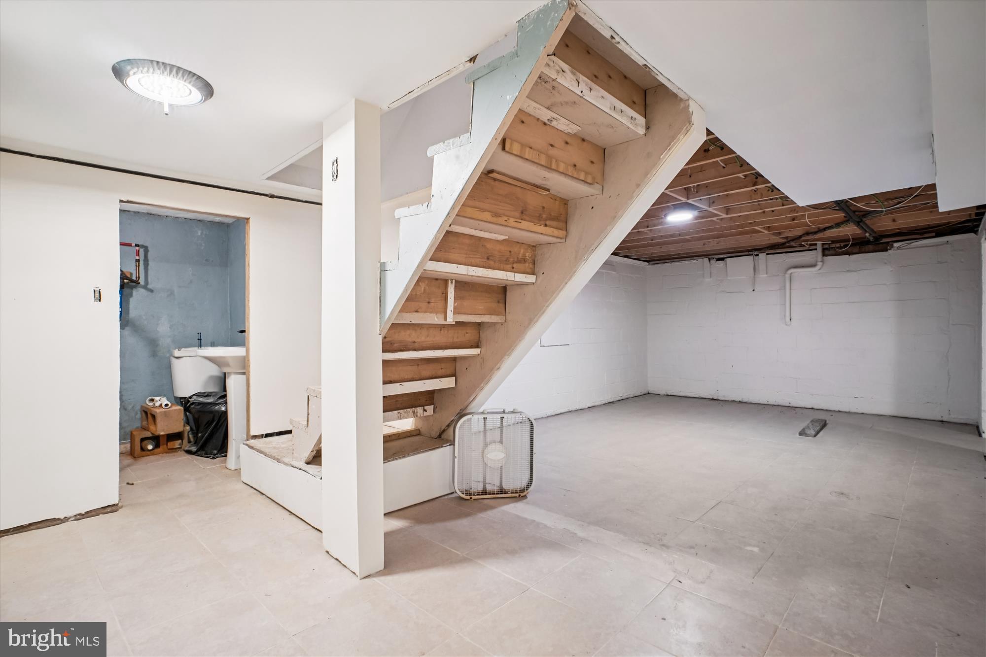 MILL CREEK PARK - Residential