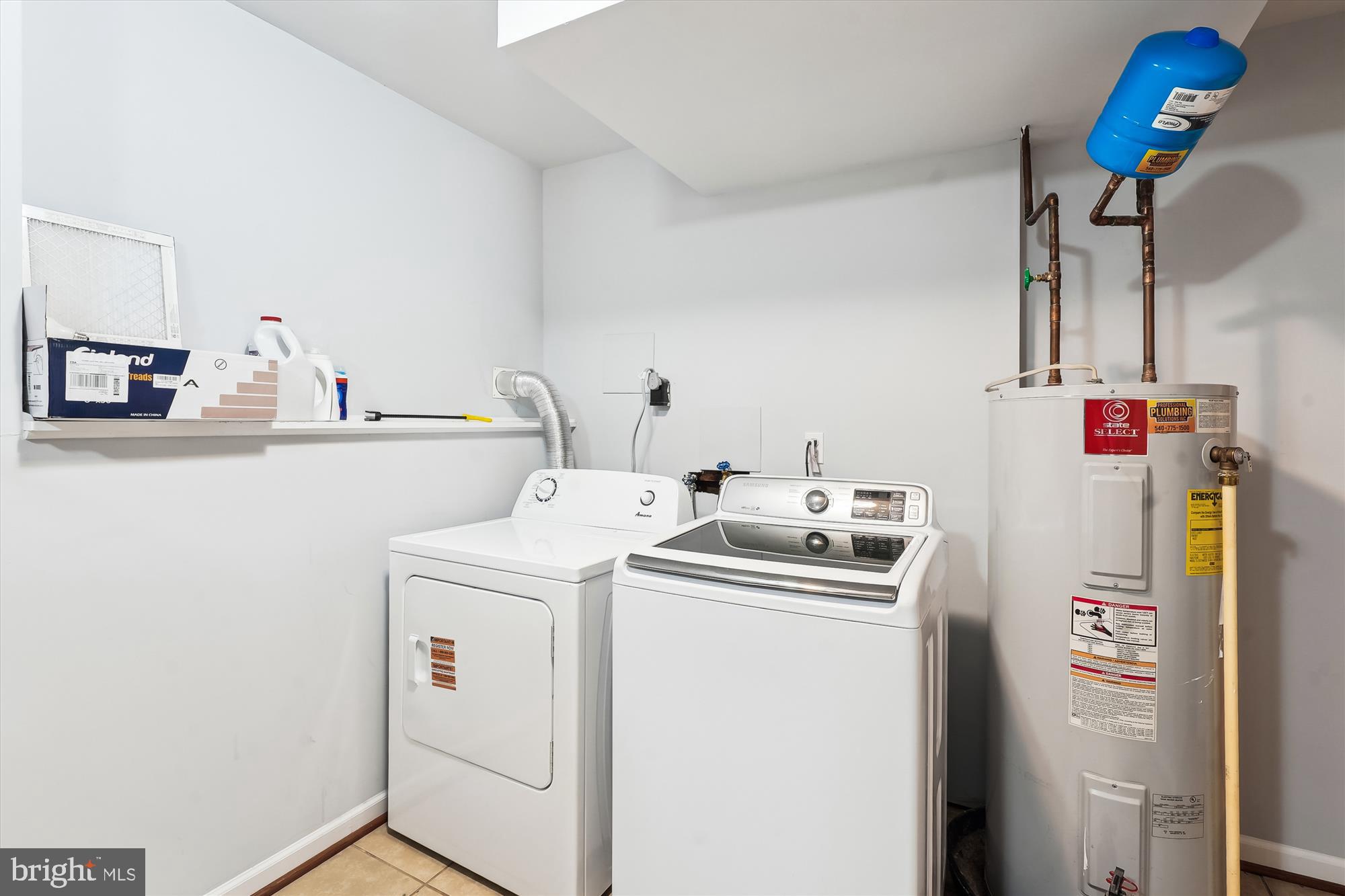 HERITAGE OAKS - Residential Lease