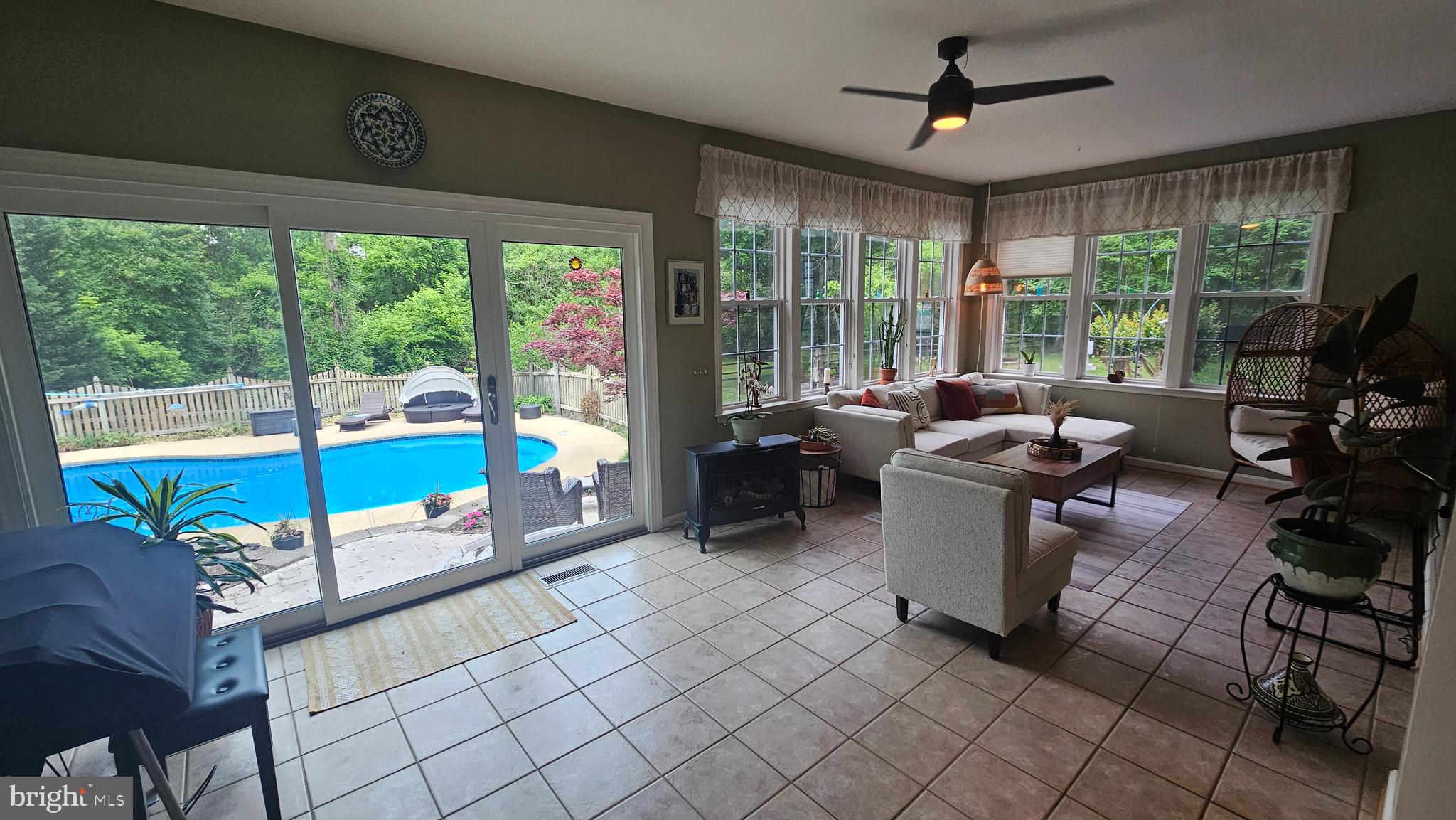 TRACEYS CREEK - Residential