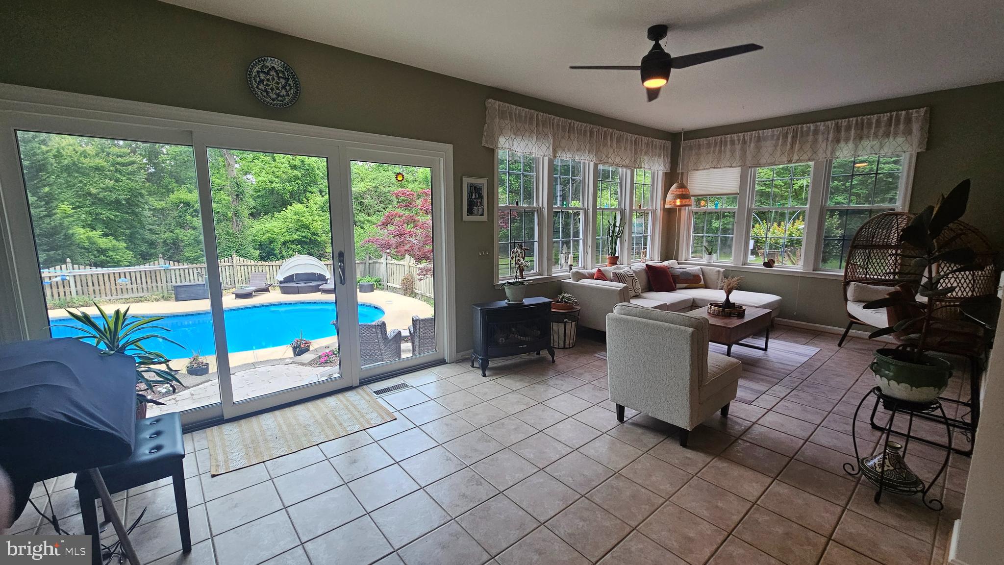 TRACEYS CREEK - Residential