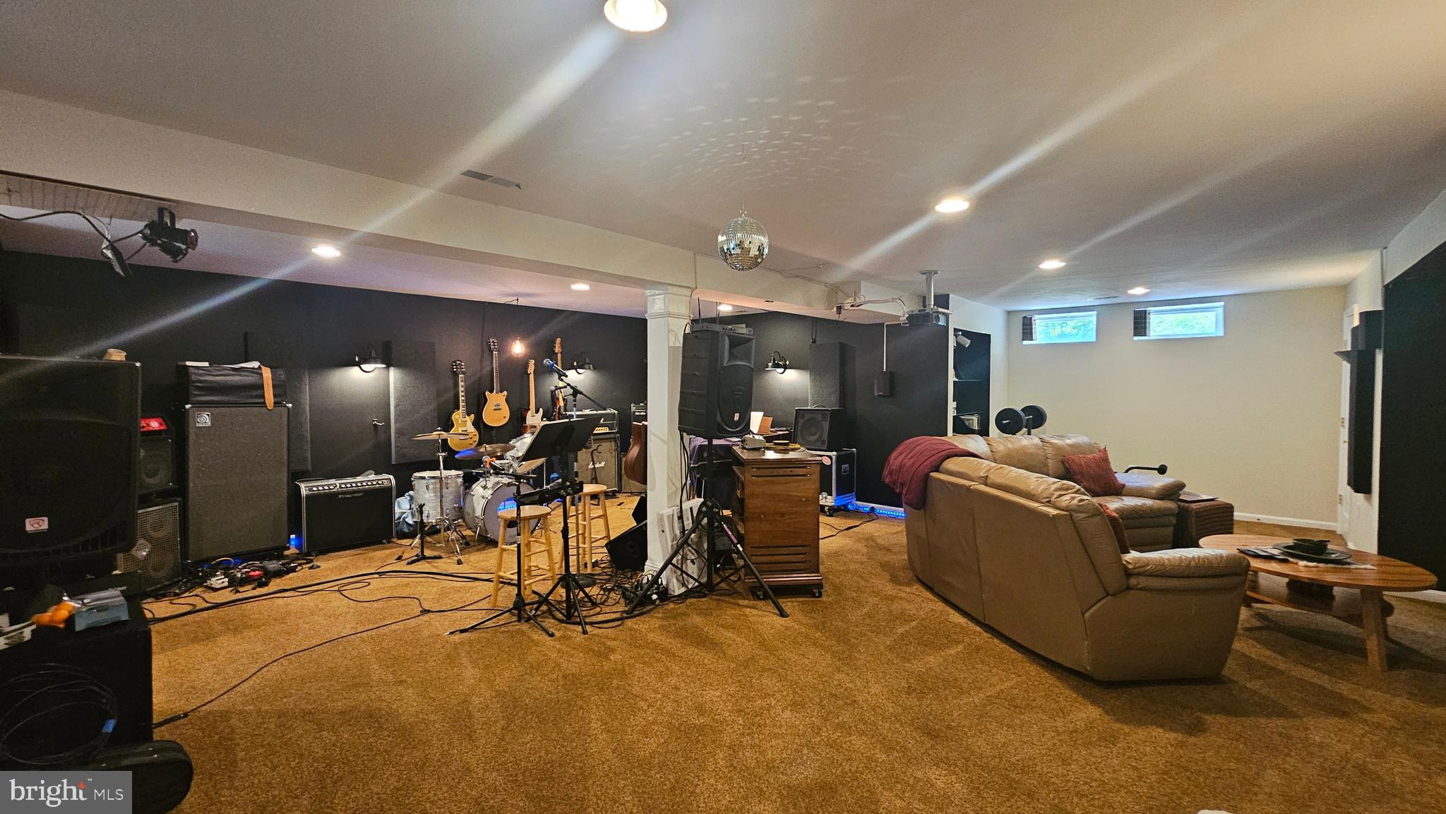 TRACEYS CREEK - Residential