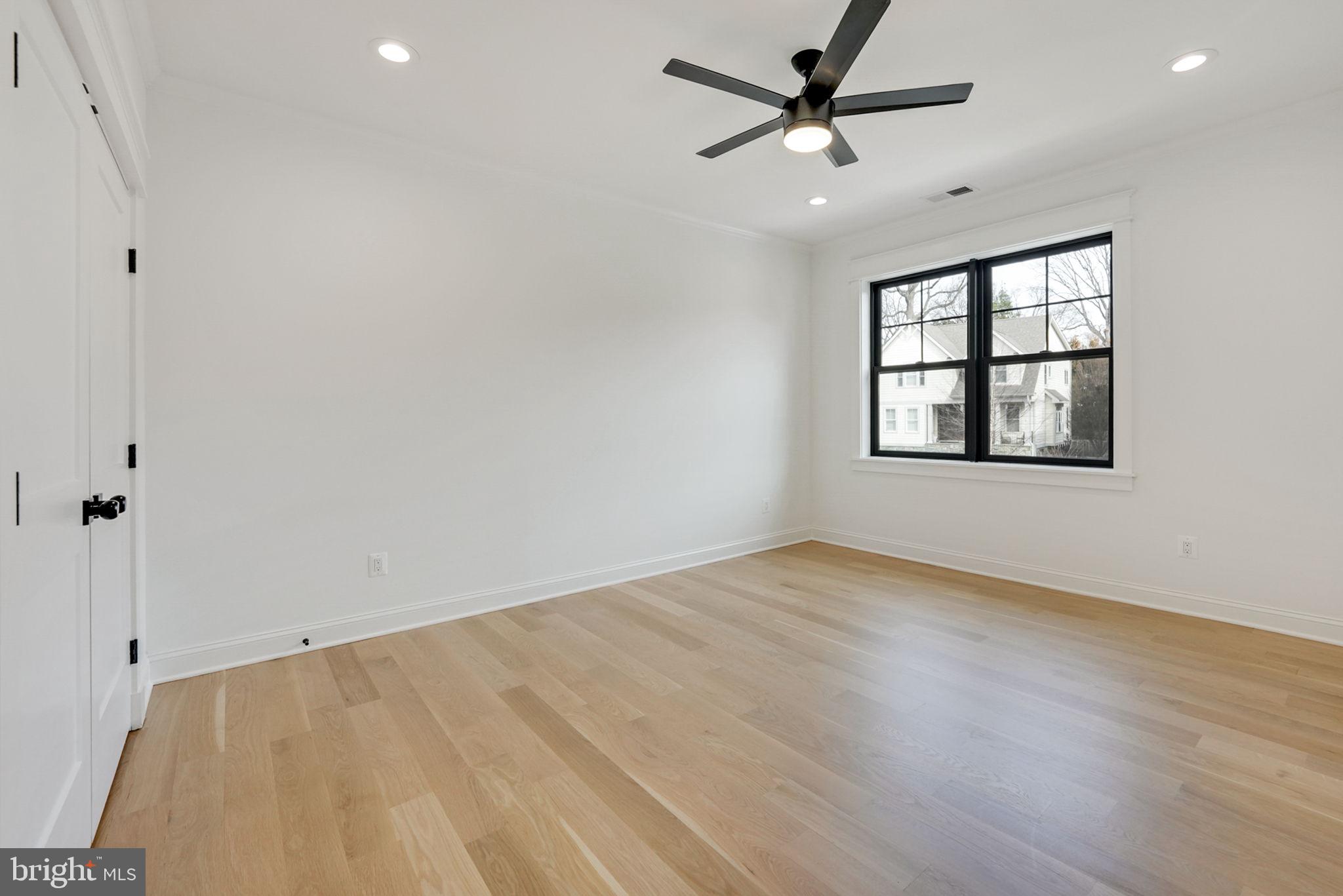 LACEY FOREST - Residential