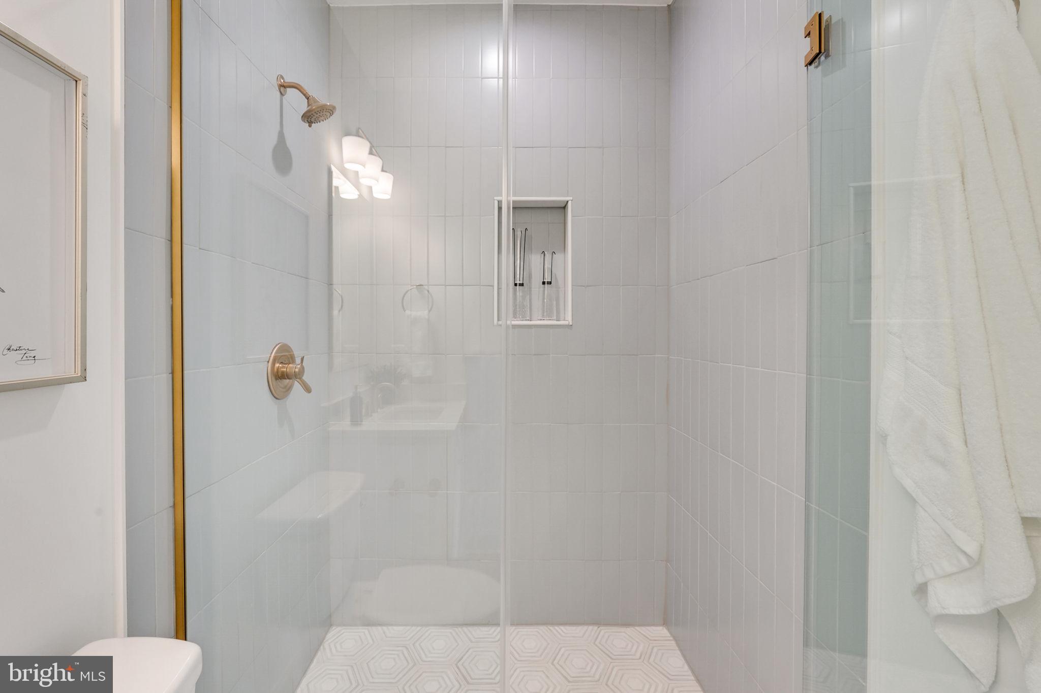 LACEY FOREST - Residential