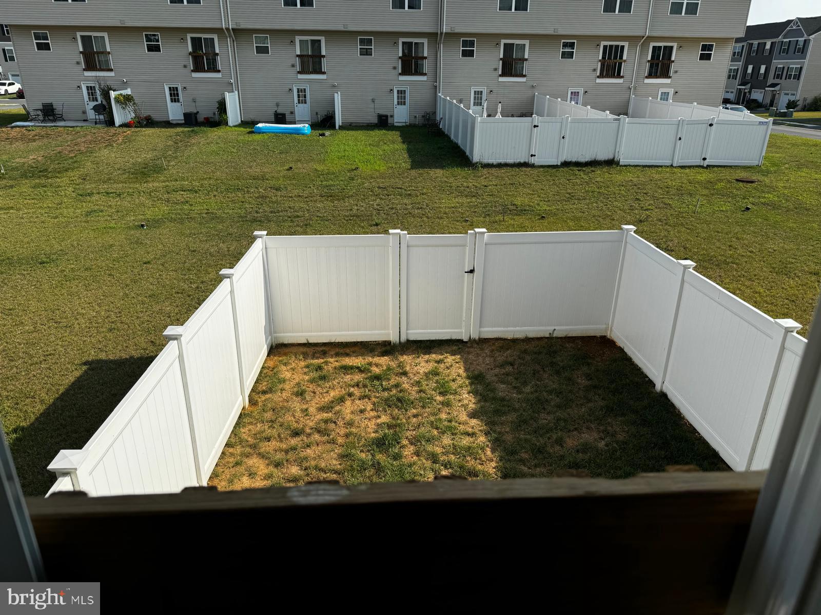 THE LAKES AT MARTINSBURG - Residential Lease