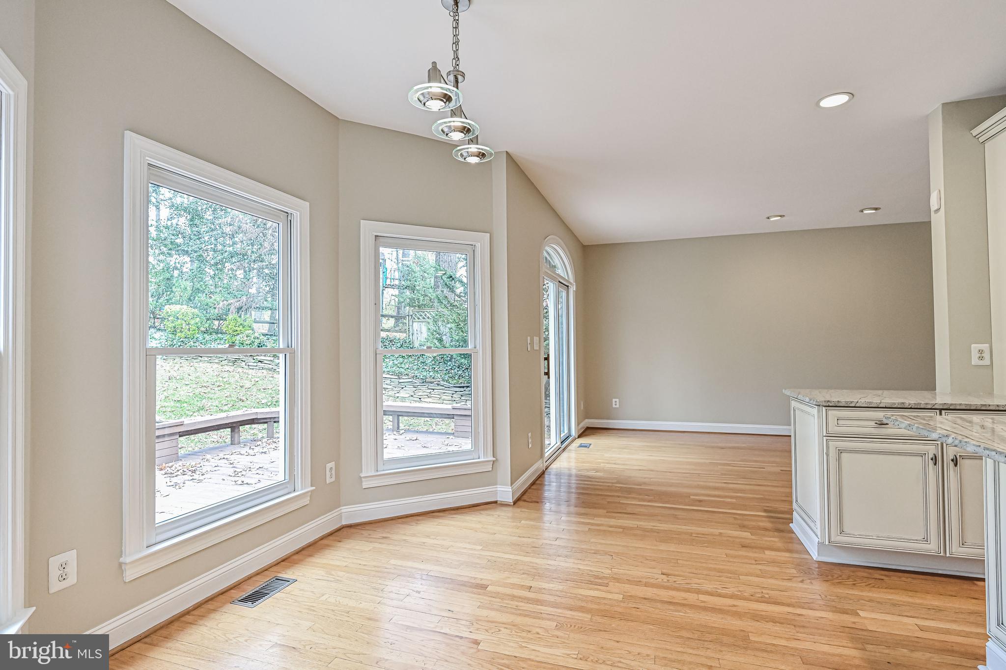 PROVIDENCE FOREST - Residential