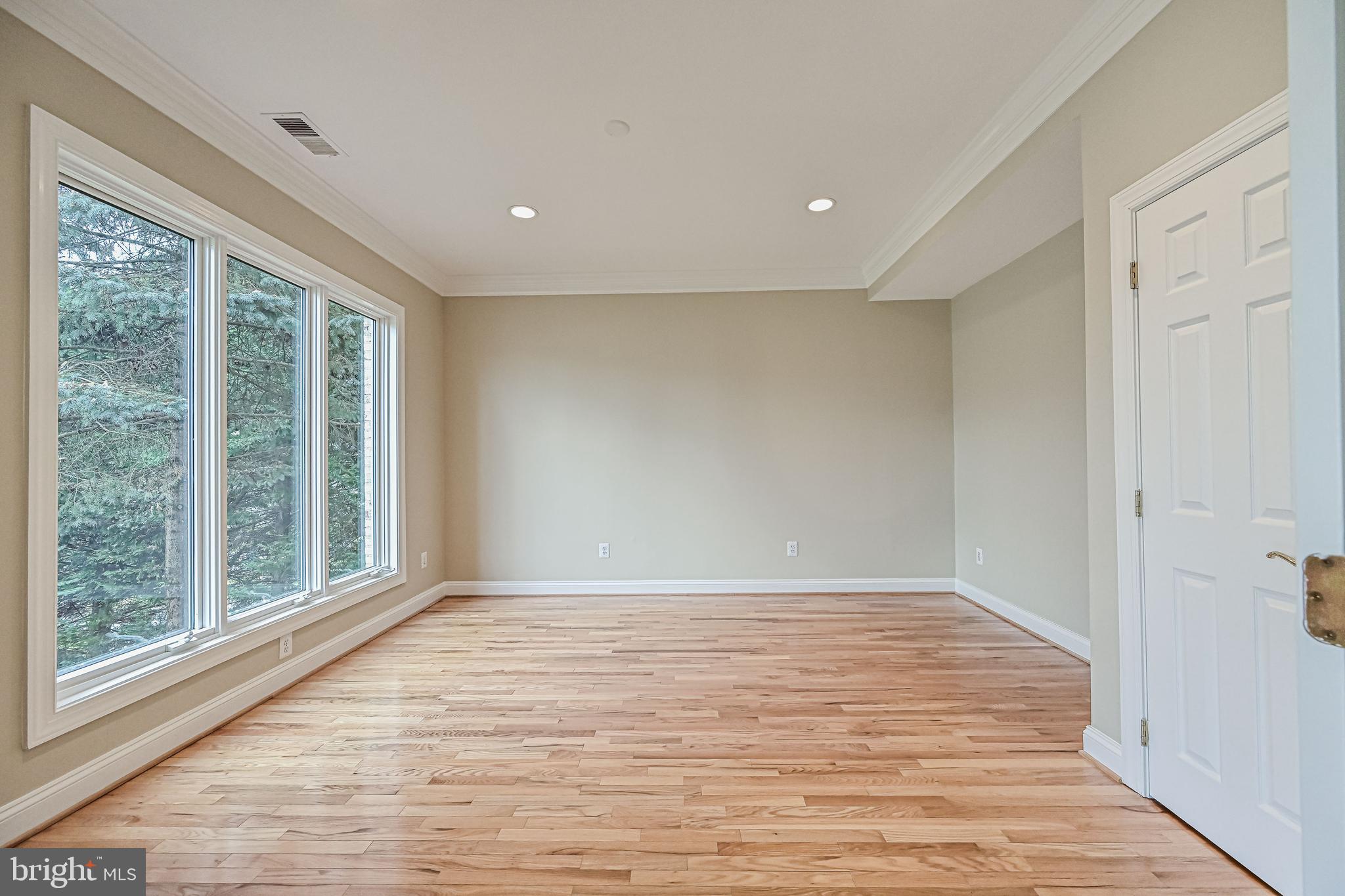 PROVIDENCE FOREST - Residential