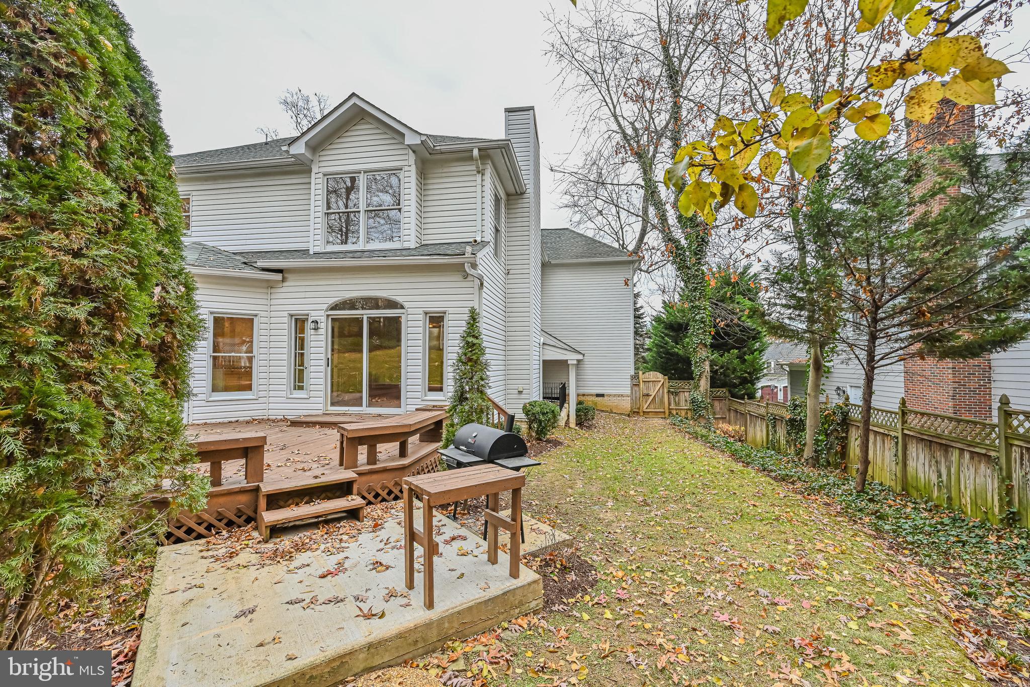 PROVIDENCE FOREST - Residential