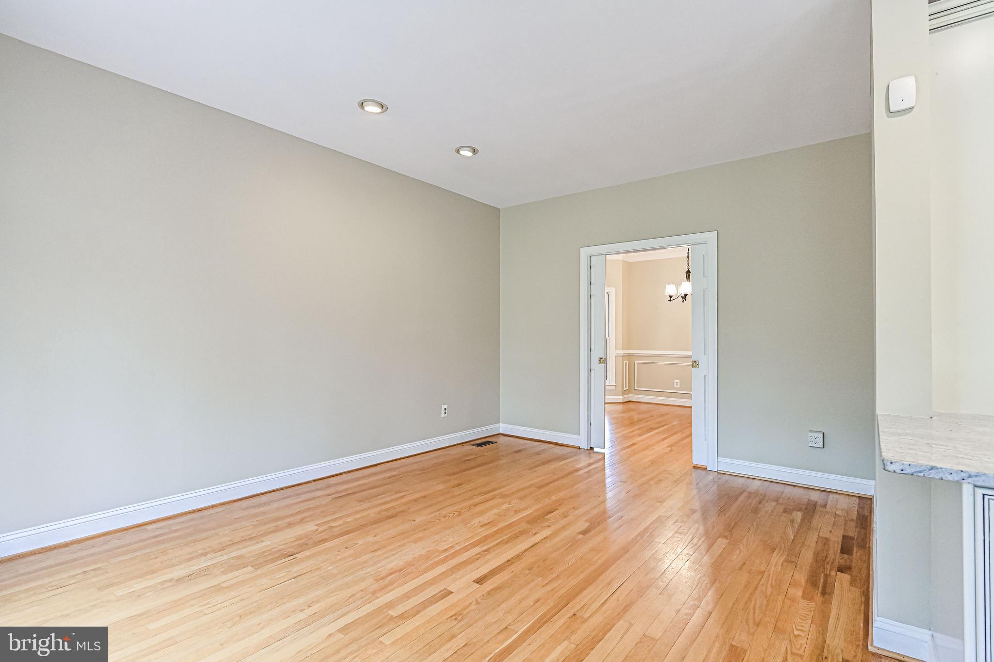 PROVIDENCE FOREST - Residential