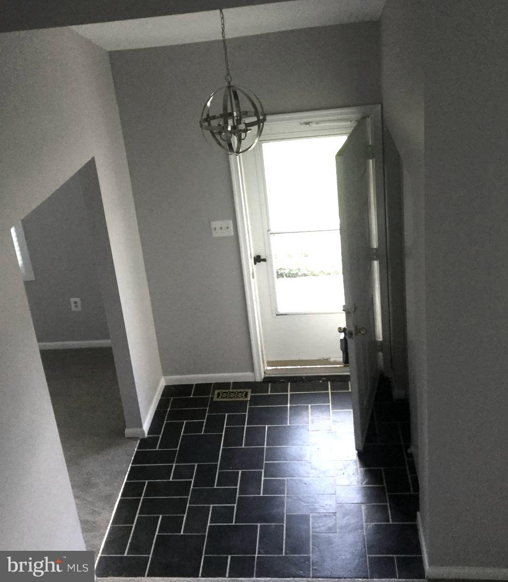 NORTH GATE HALL - Residential