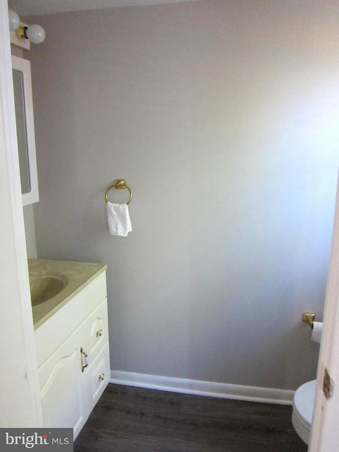 NORTH GATE HALL - Residential