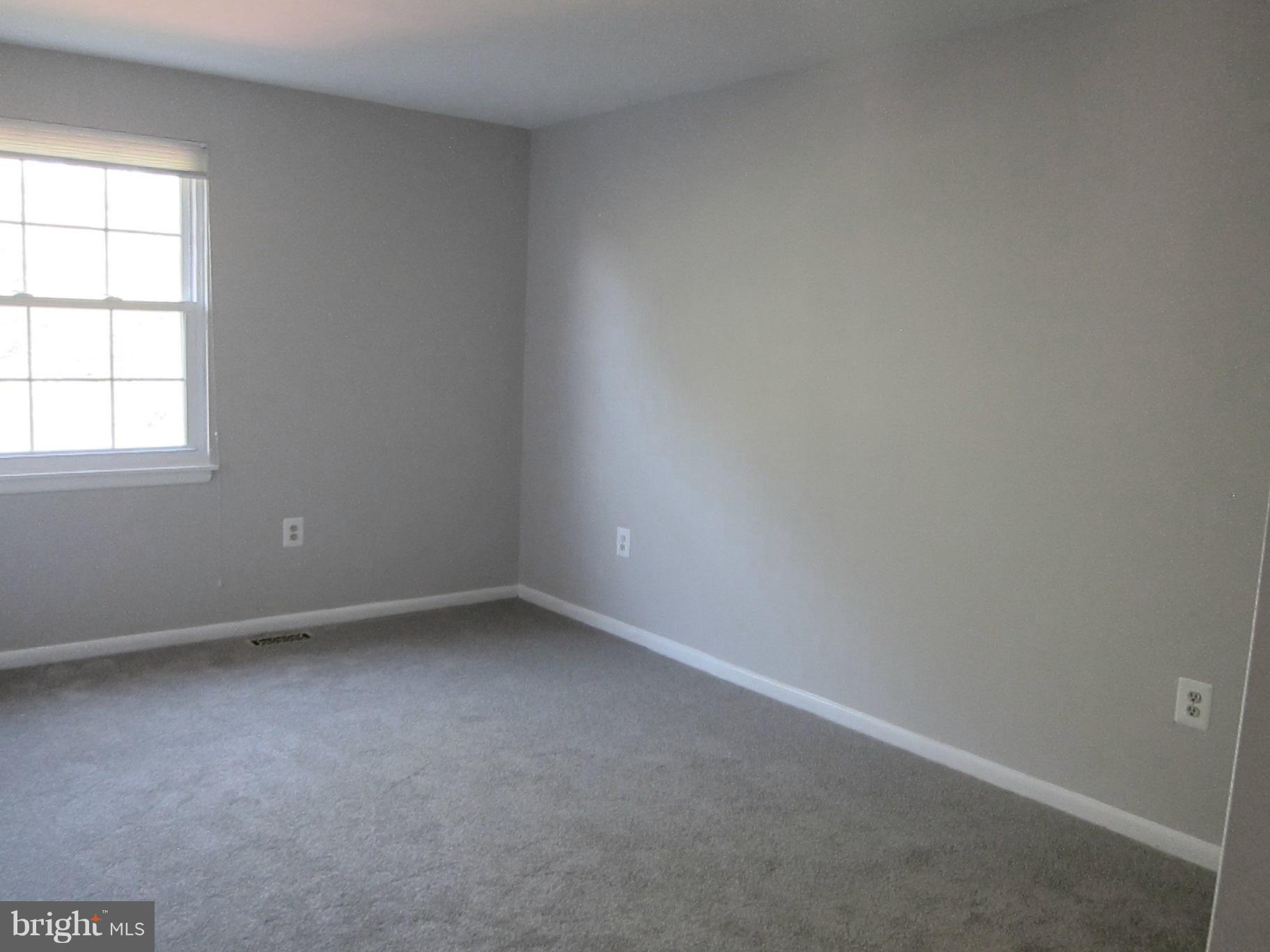 NORTH GATE HALL - Residential