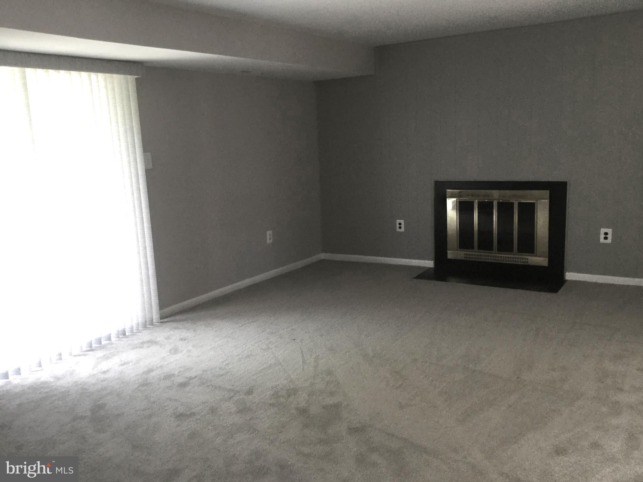 NORTH GATE HALL - Residential