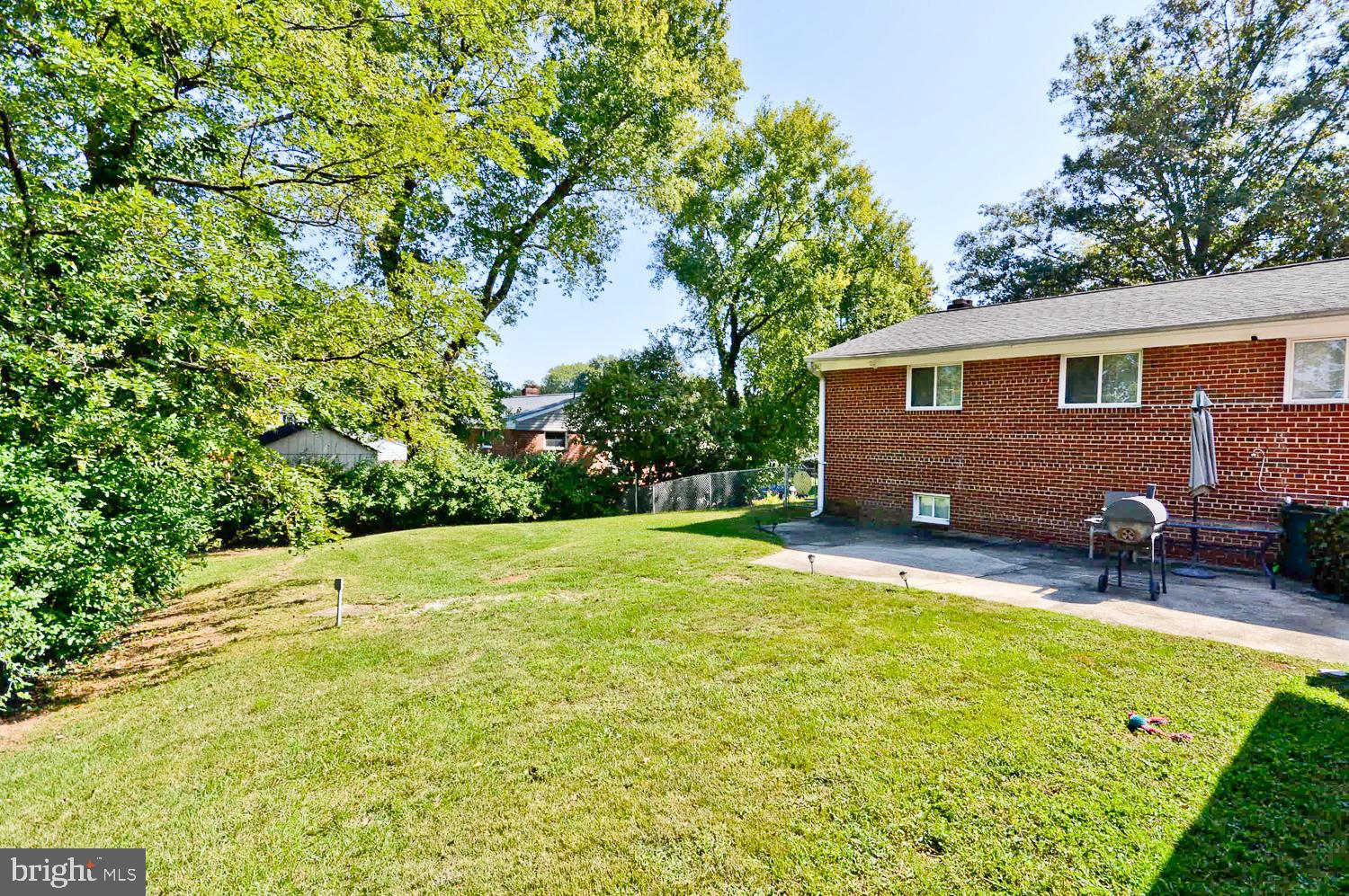 ANDREWS GROVE - Residential