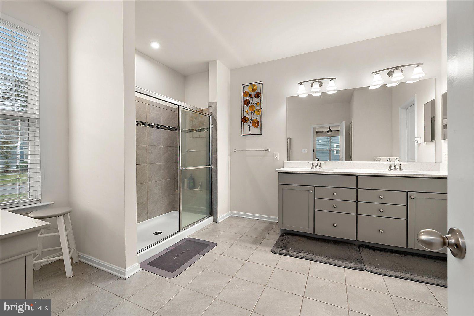 GLEN RIDDLE - Residential