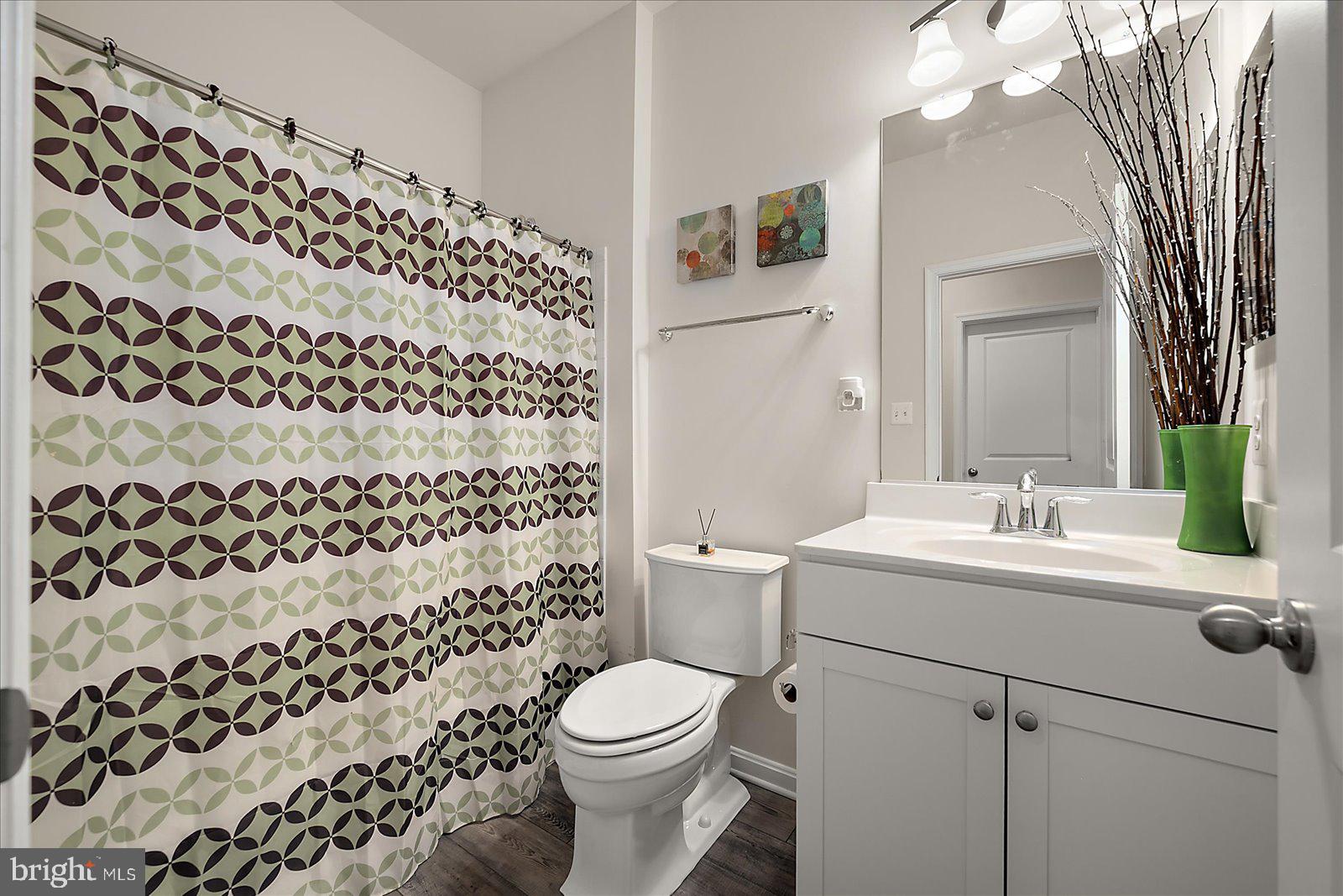 GLEN RIDDLE - Residential