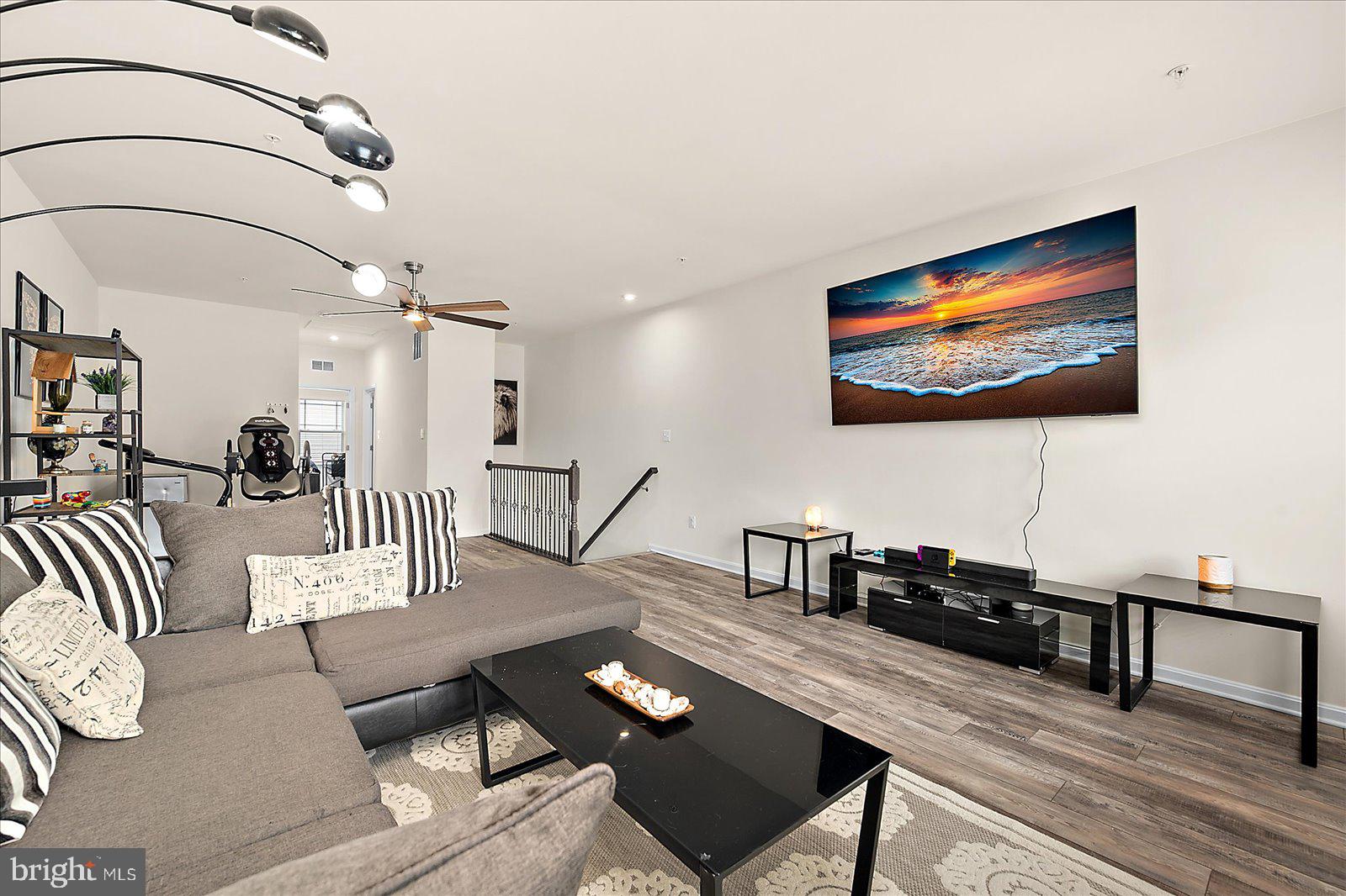 GLEN RIDDLE - Residential