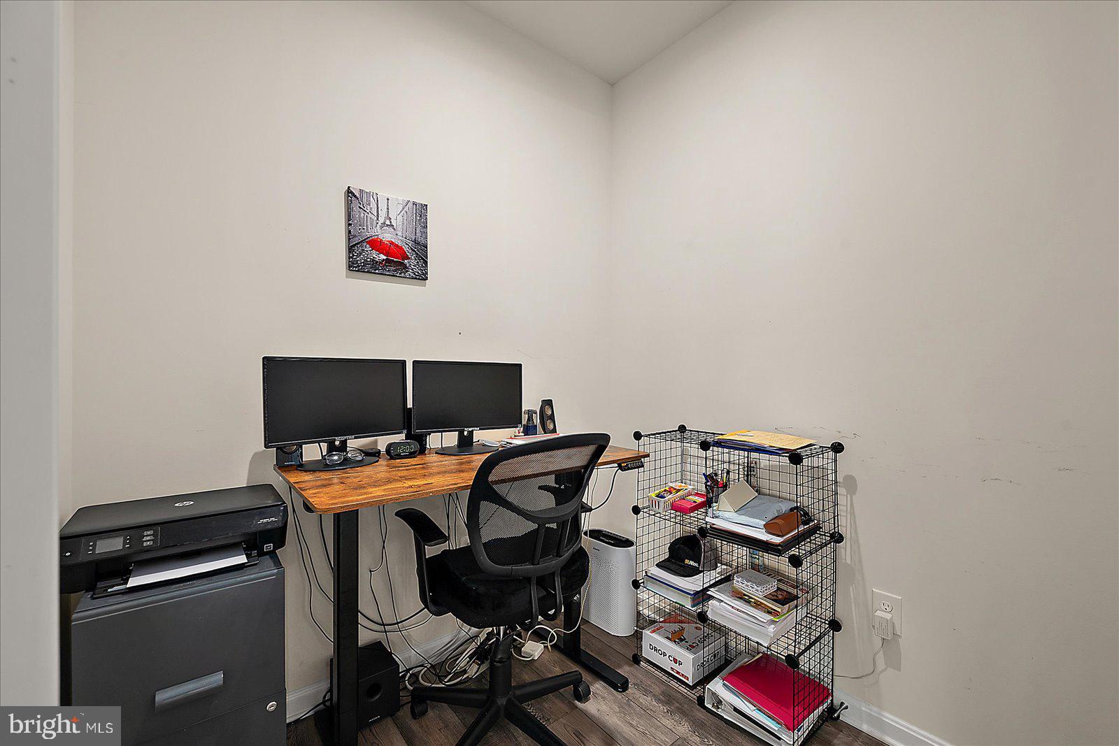 GLEN RIDDLE - Residential