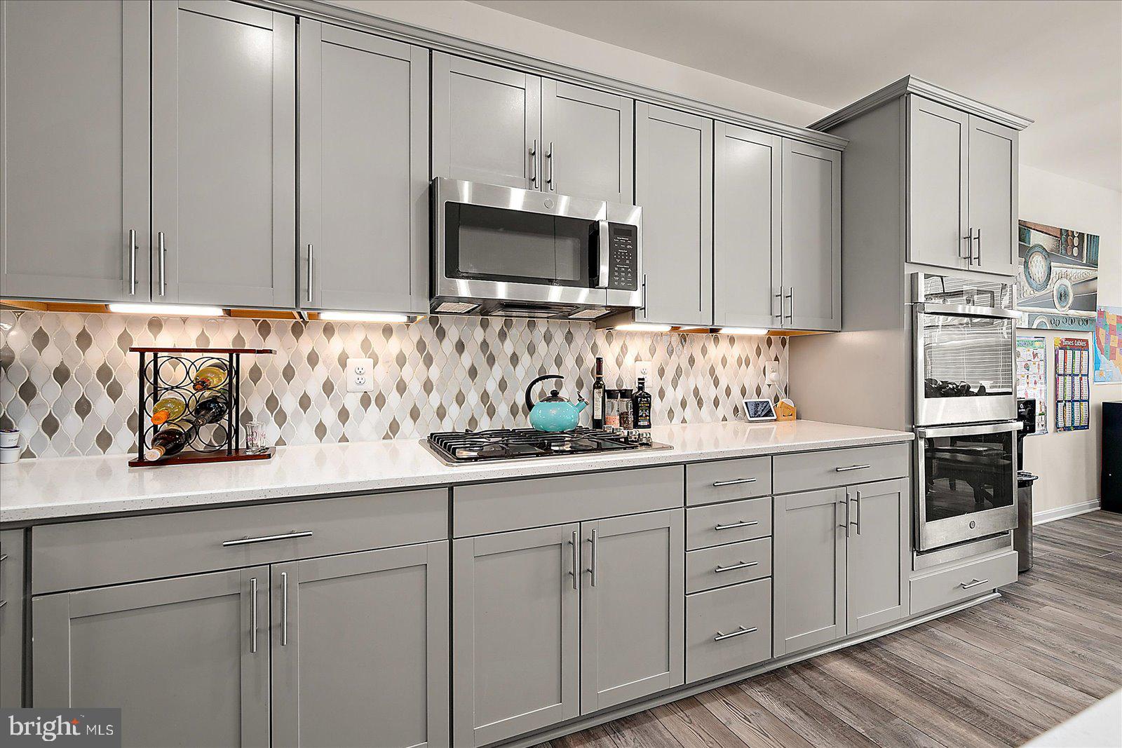 GLEN RIDDLE - Residential