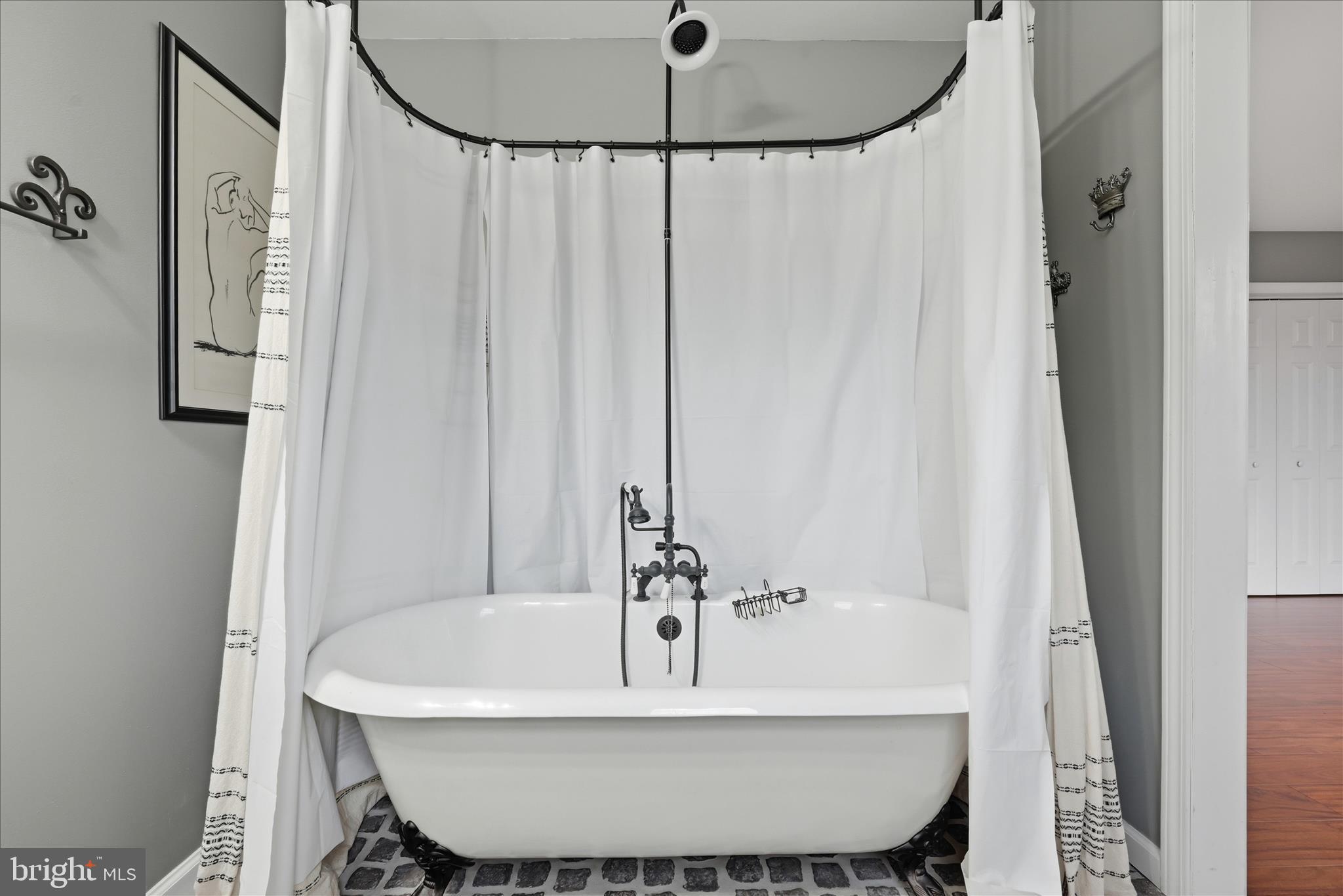 HIDDEN VALLEY FARMS - Residential