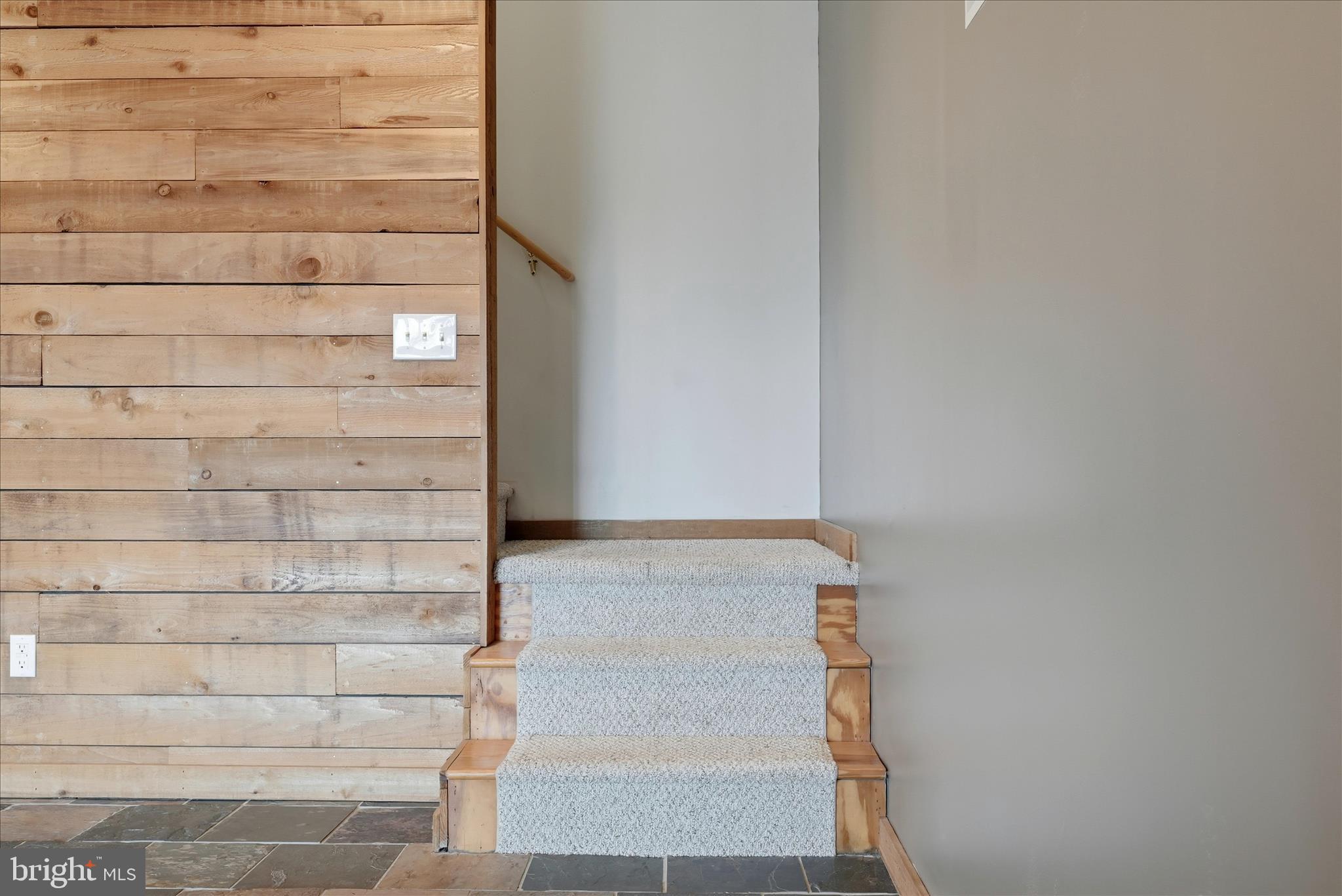 HIDDEN VALLEY FARMS - Residential