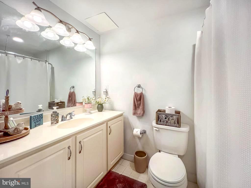 RED CEDAR HILL - Residential