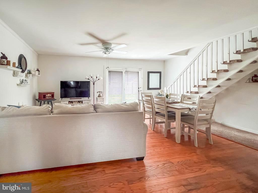 RED CEDAR HILL - Residential