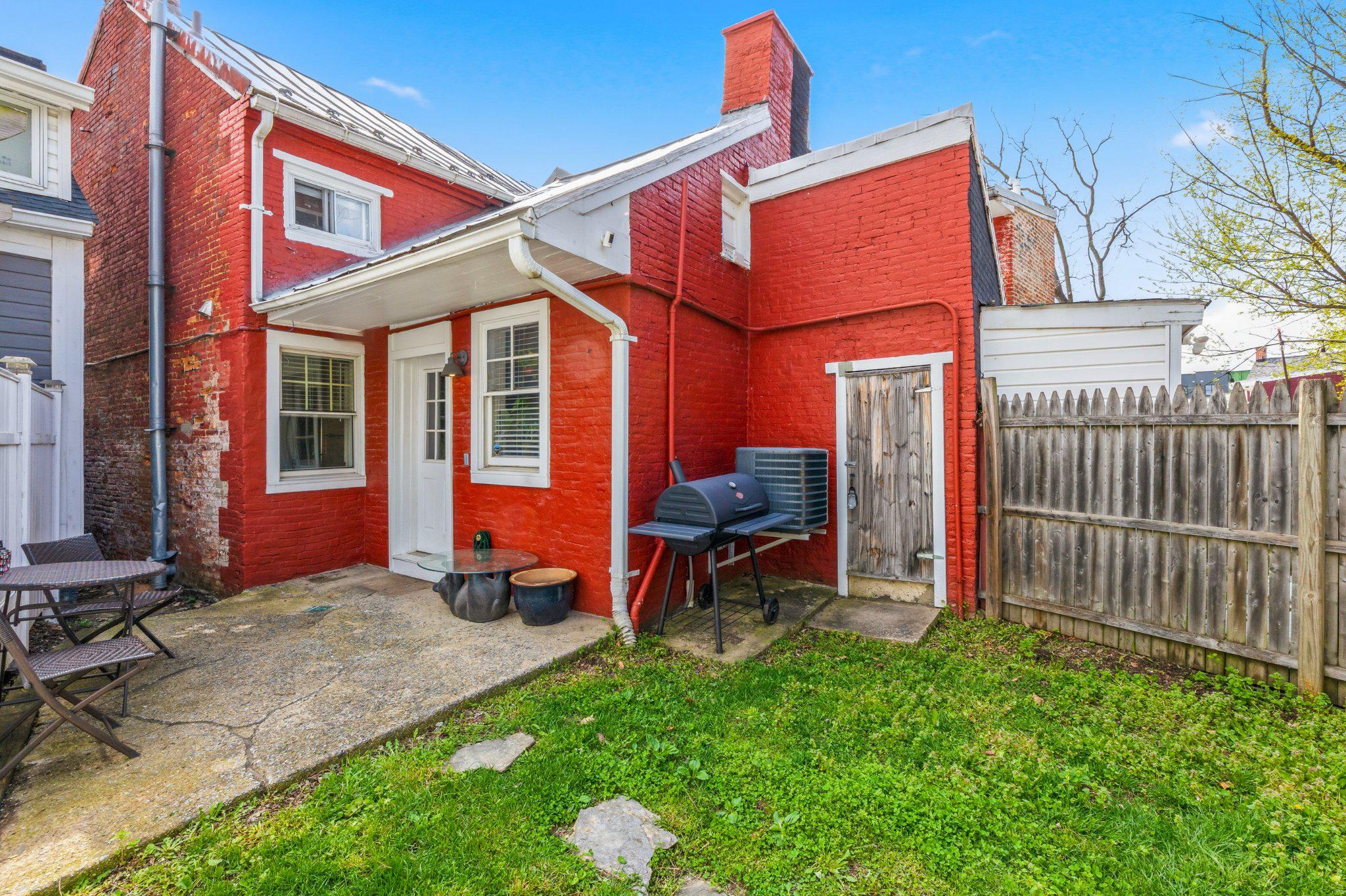 DOWNTOWN FREDERICK - Commercial Sale