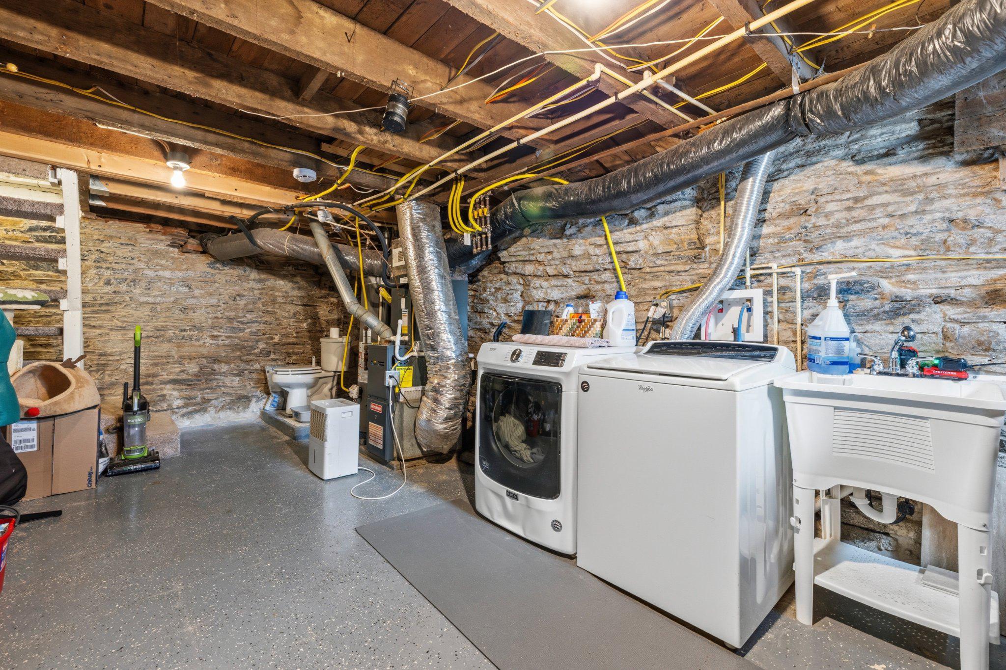 DOWNTOWN FREDERICK - Commercial Sale