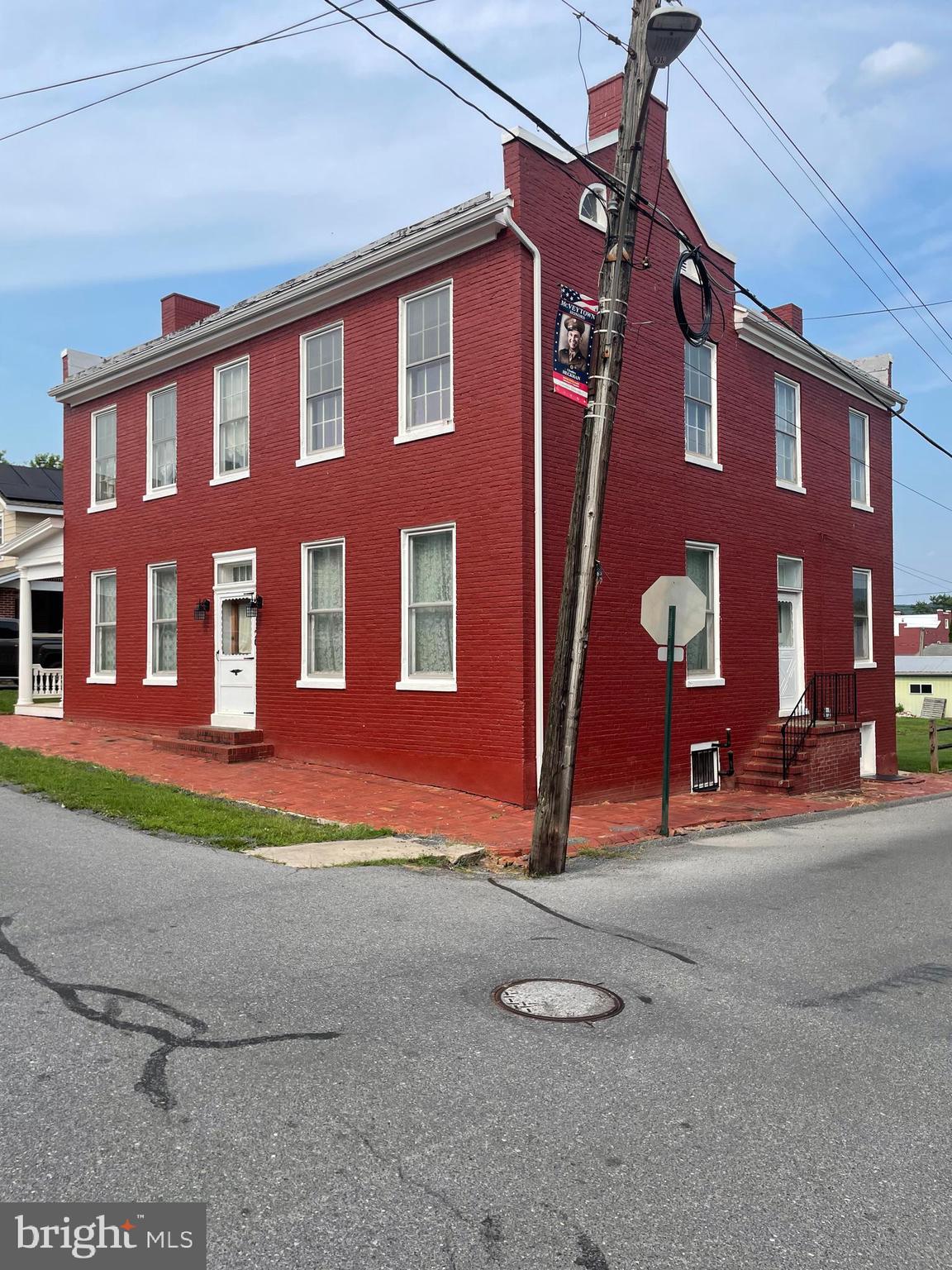 20 N MARKET STREET