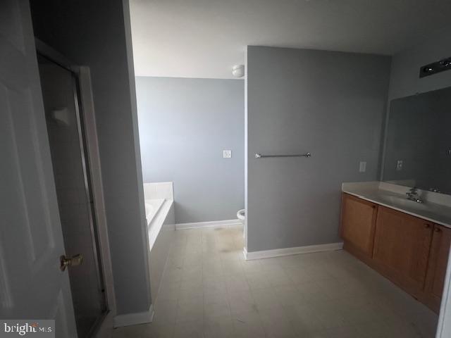 SYCAMORE VILLAGE - Residential Lease