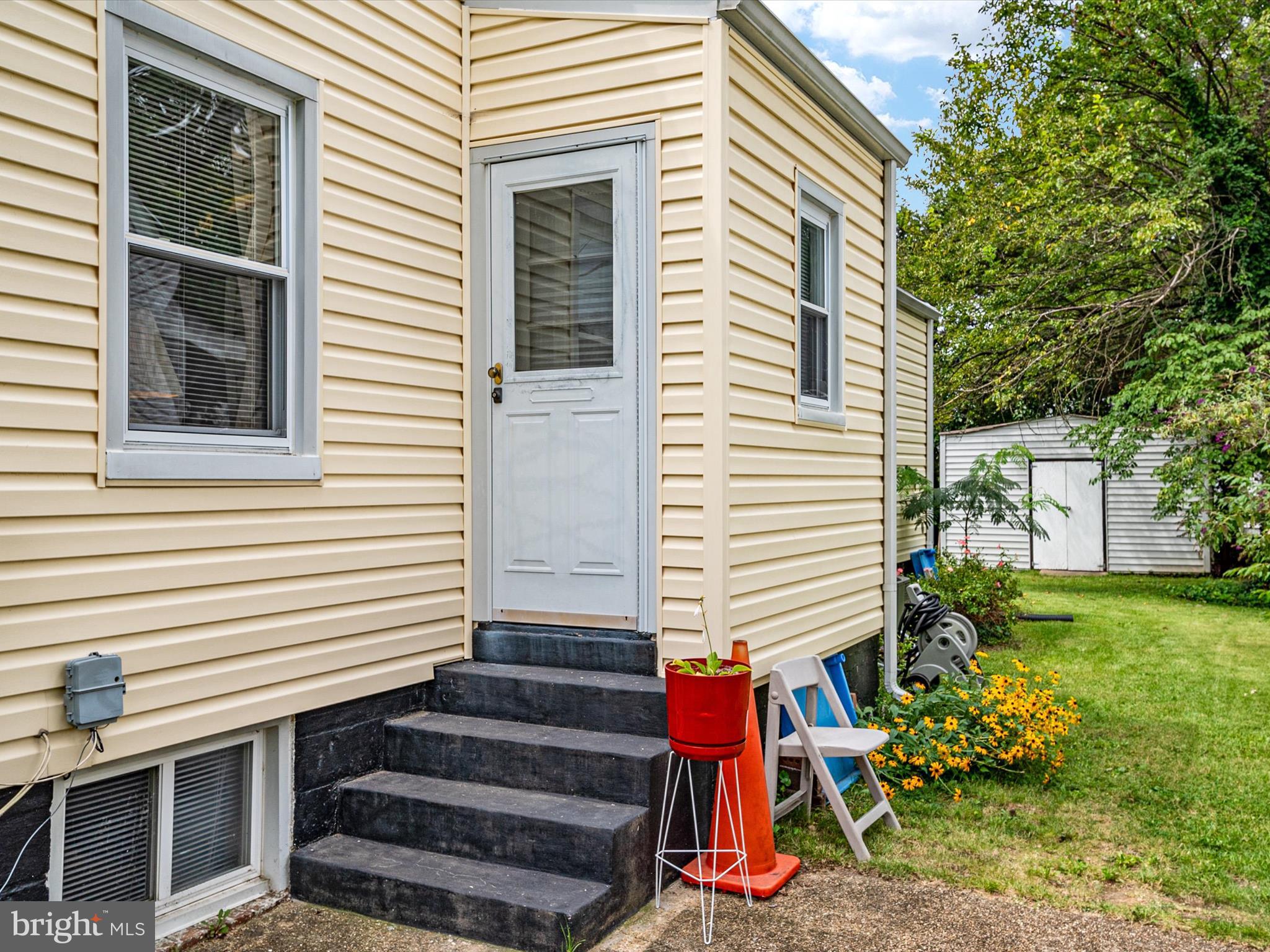 QUEENS CHAPEL MANOR - Residential