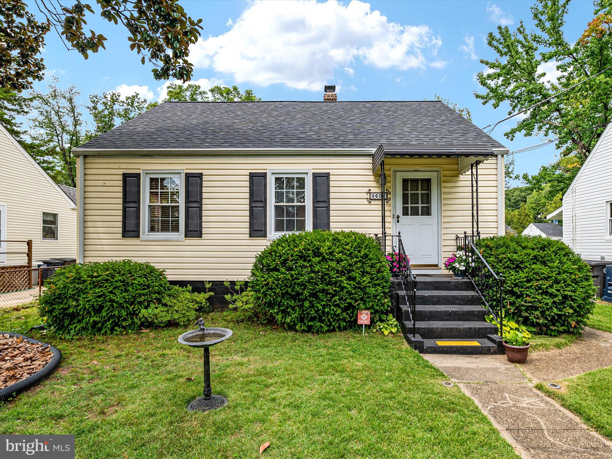 QUEENS CHAPEL MANOR - Residential