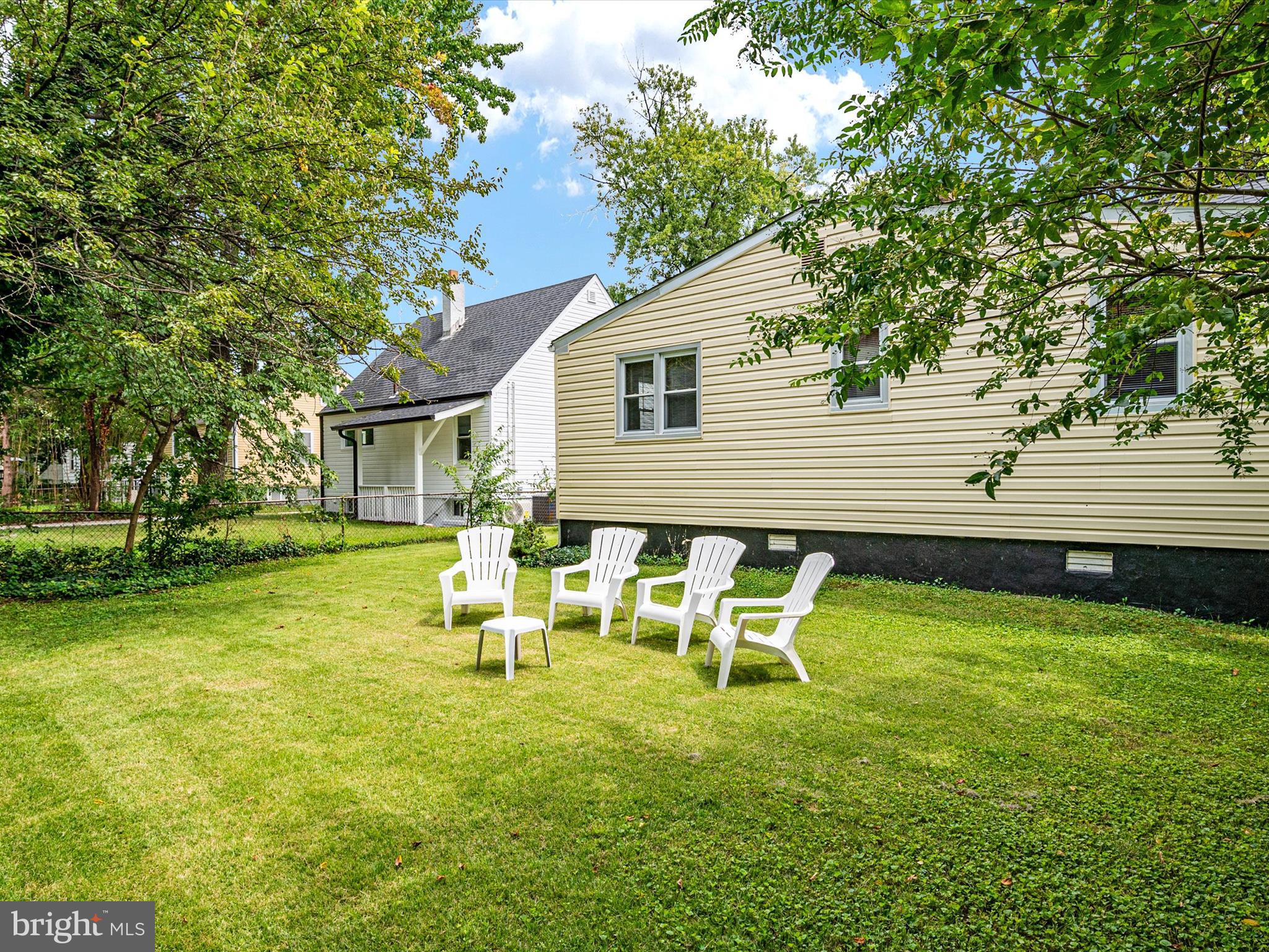 QUEENS CHAPEL MANOR - Residential