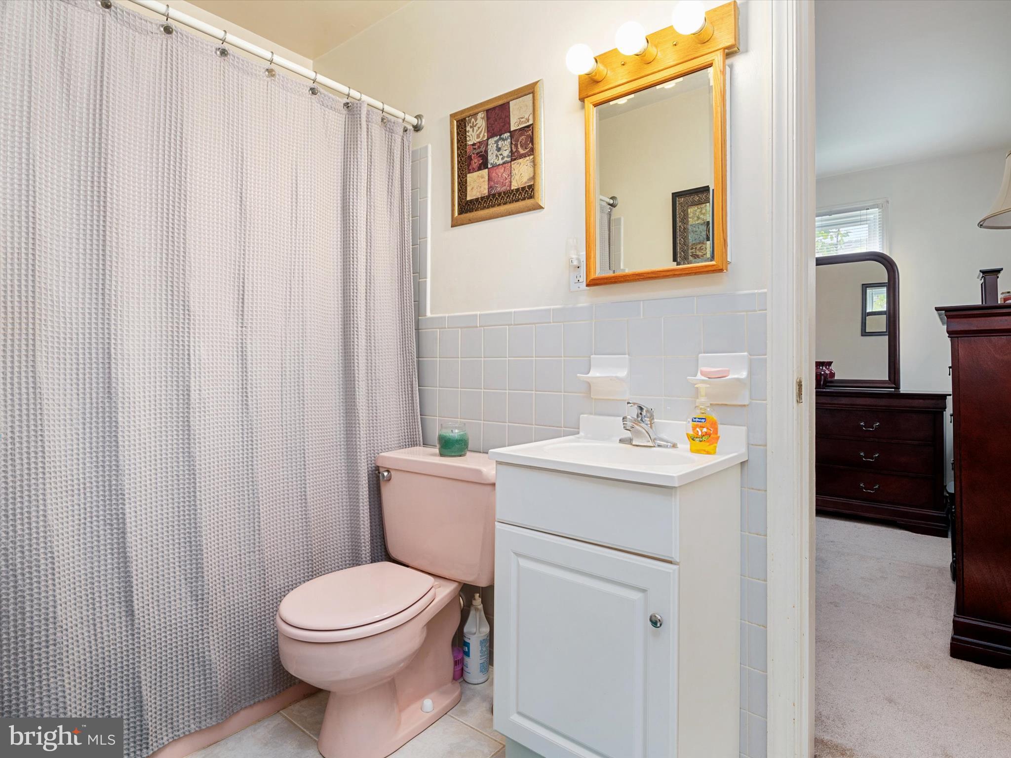 QUEENS CHAPEL MANOR - Residential