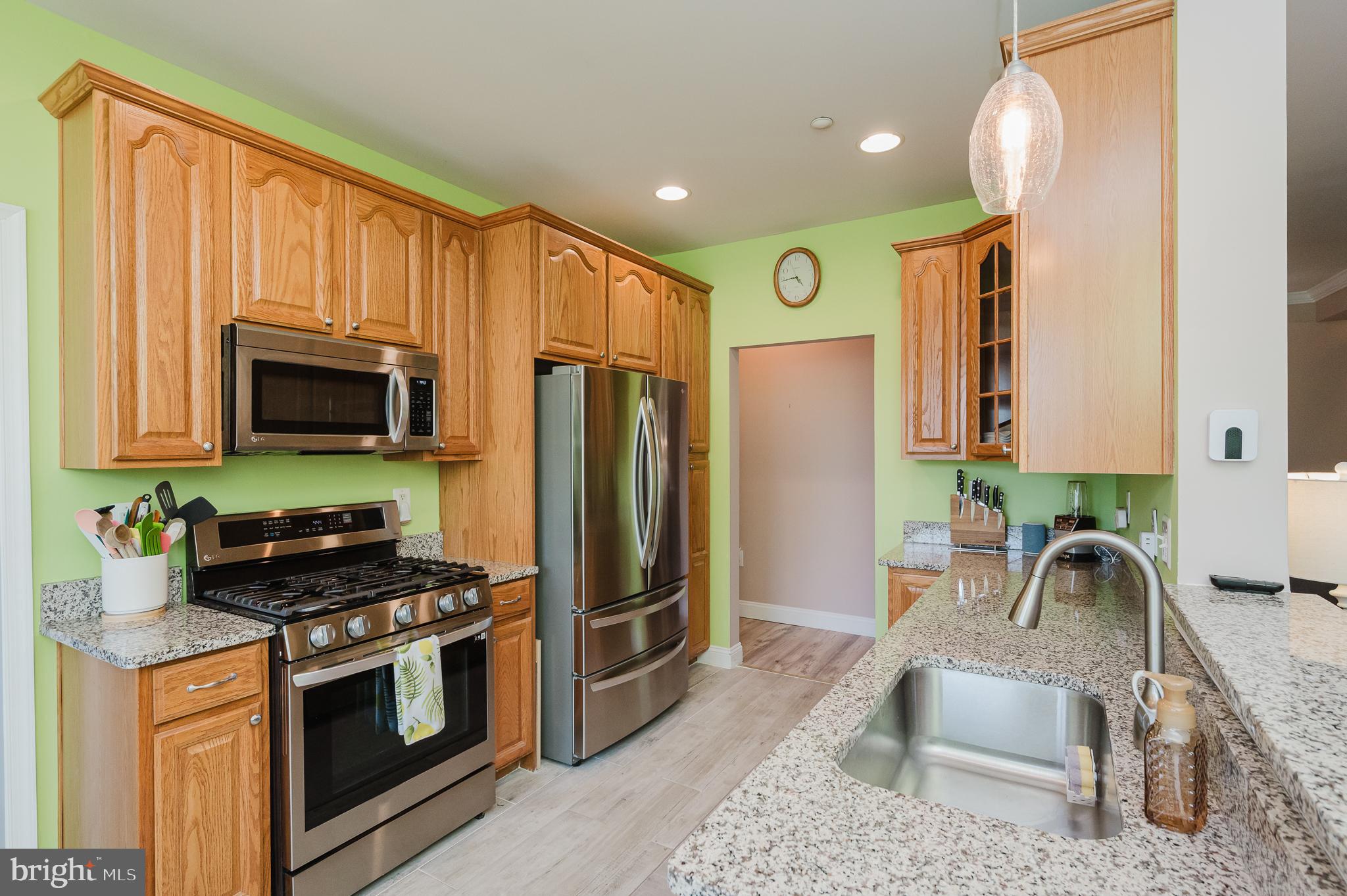 EMERALD HILLS - Residential