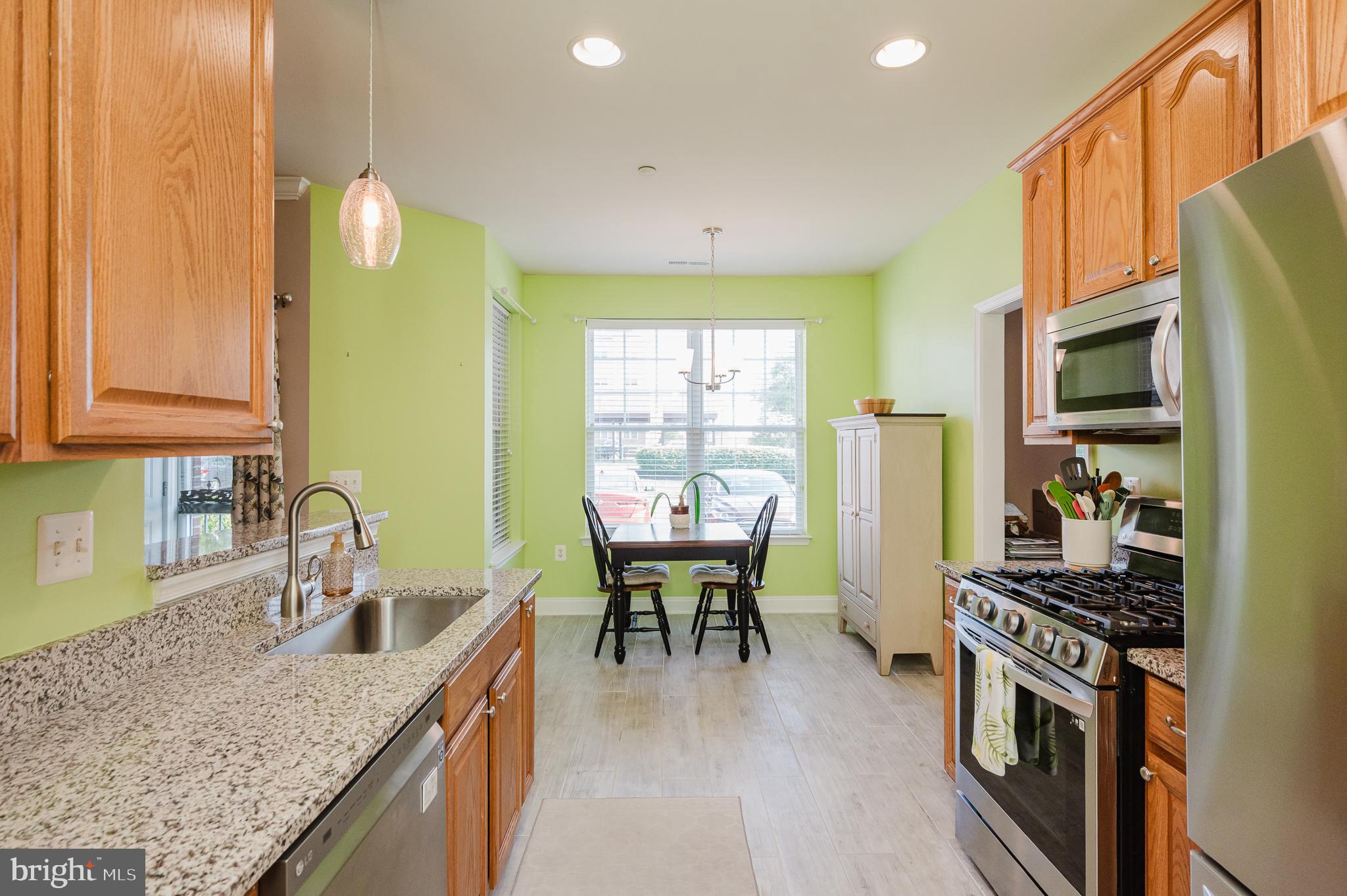 EMERALD HILLS - Residential