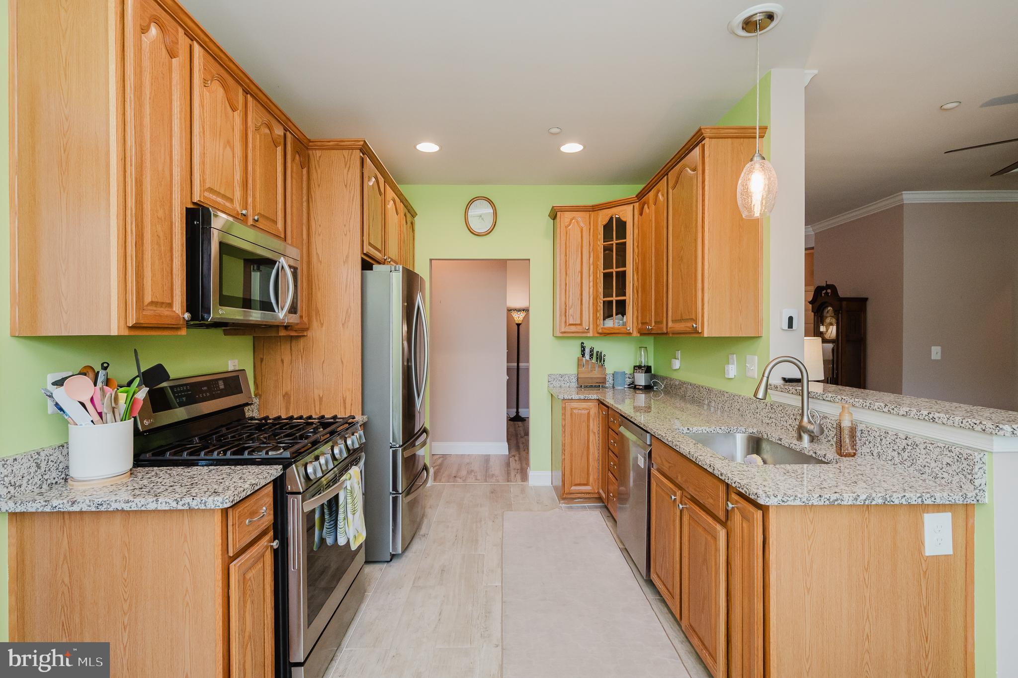 EMERALD HILLS - Residential