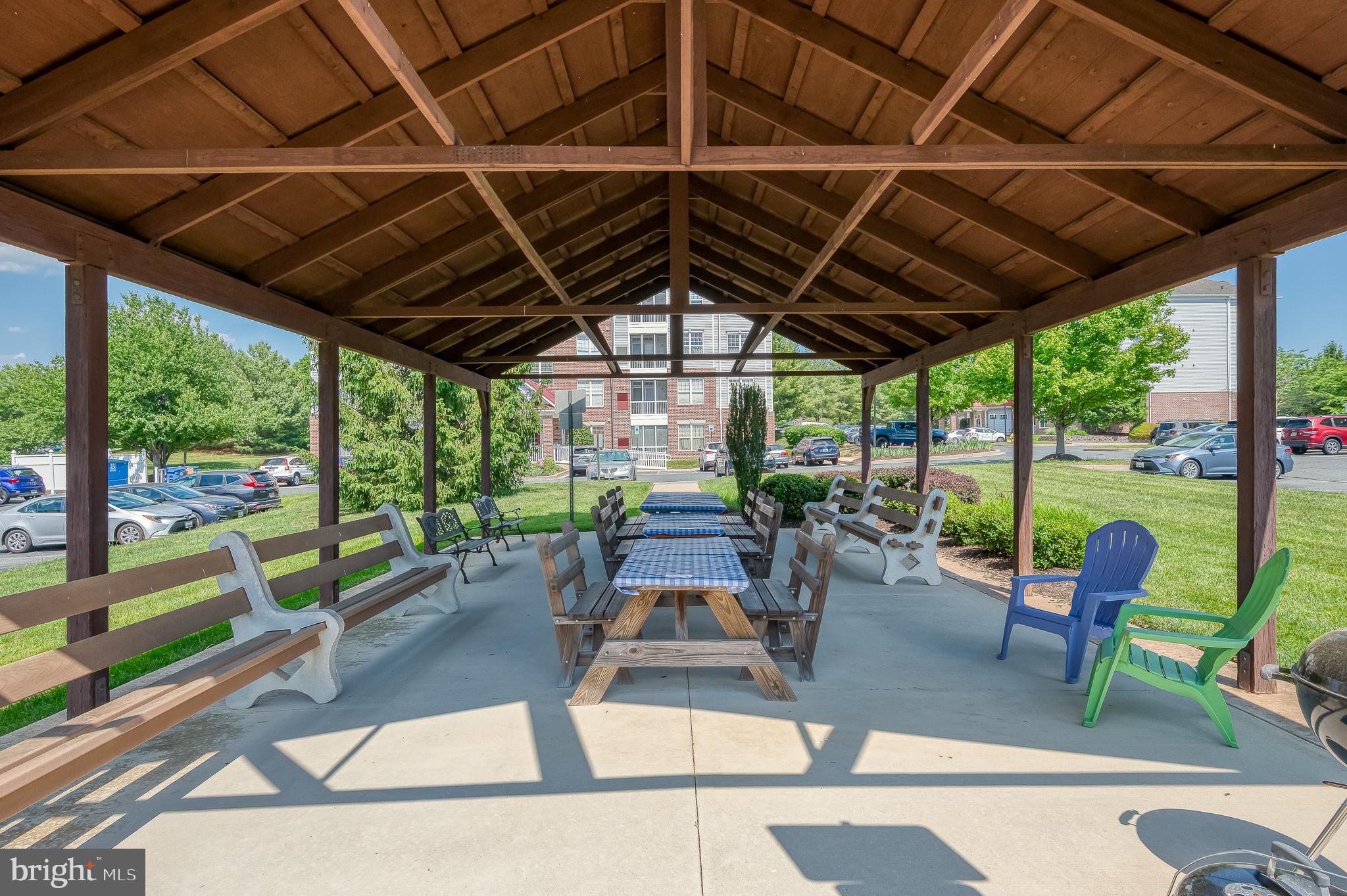 EMERALD HILLS - Residential