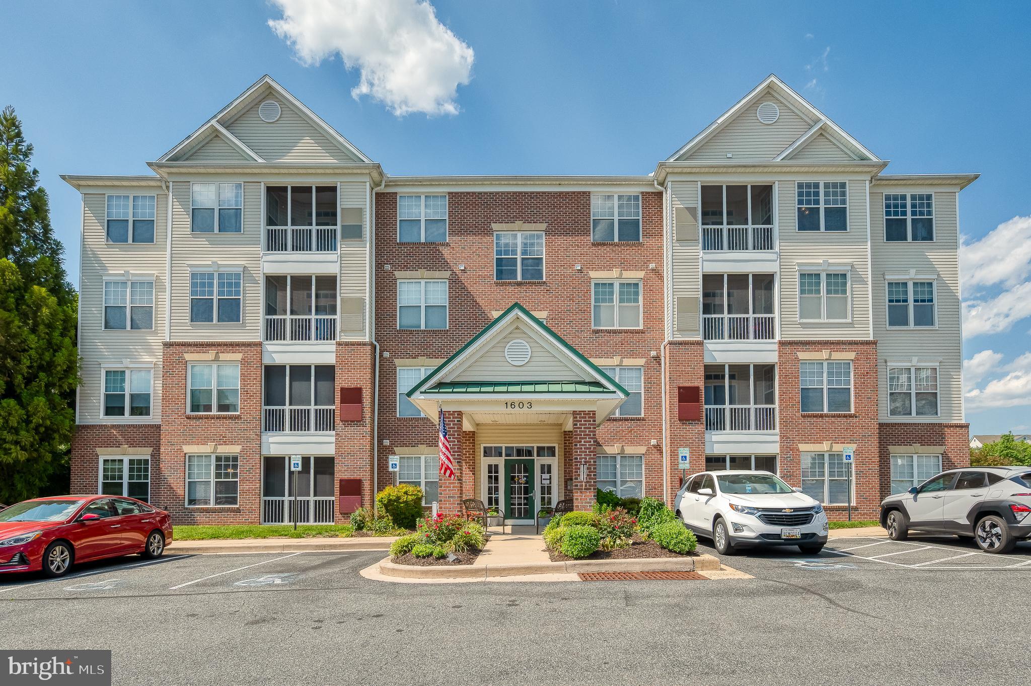 1603 MARTHA COURT 101