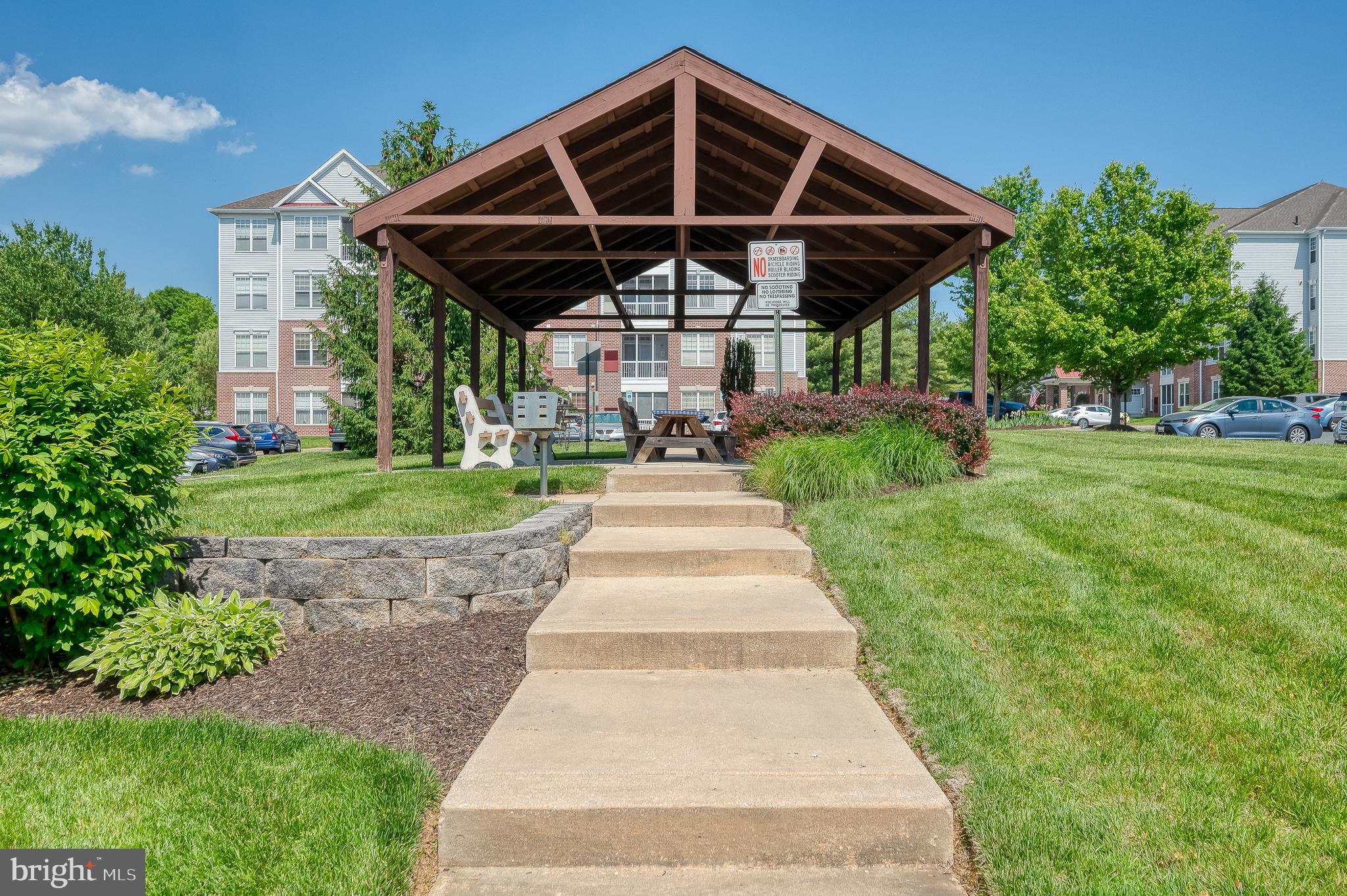 EMERALD HILLS - Residential