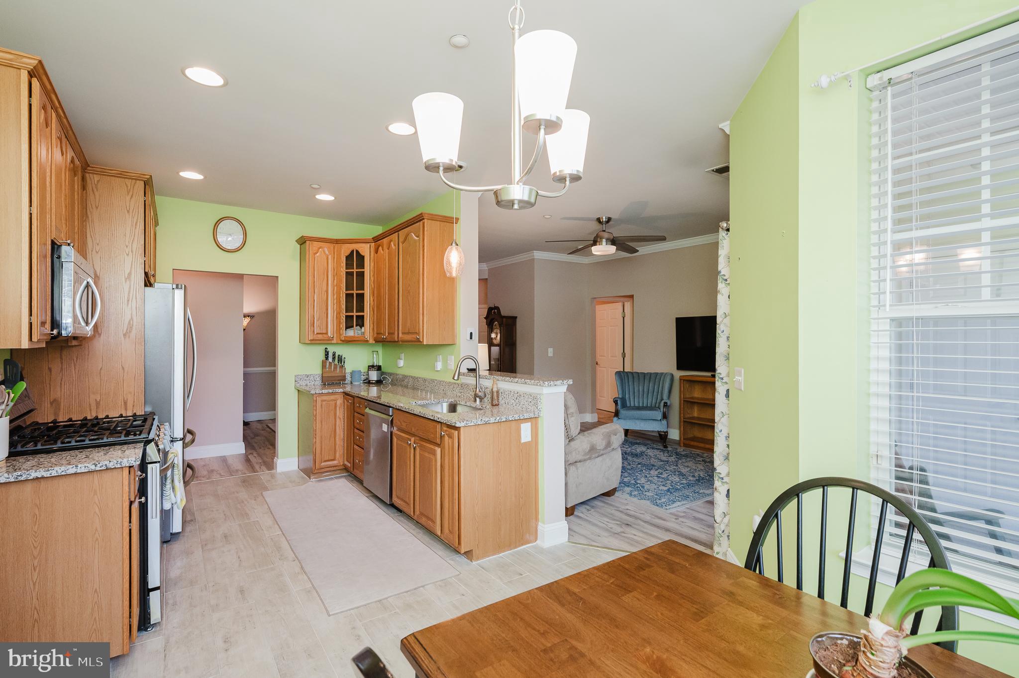 EMERALD HILLS - Residential