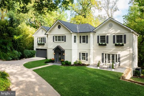 2913 UNIVERSITY TERRACE NW WASHINGTON DC 20016