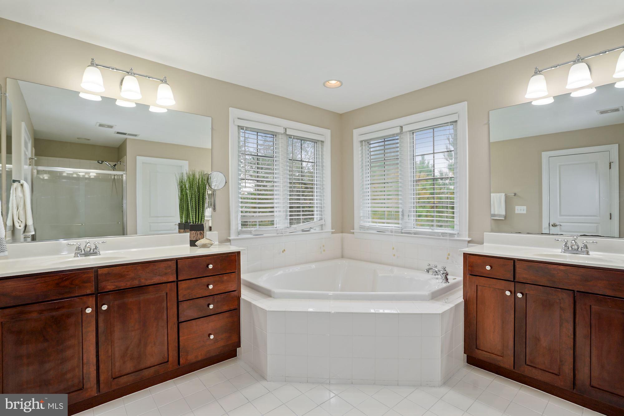 OLD MILL - Residential