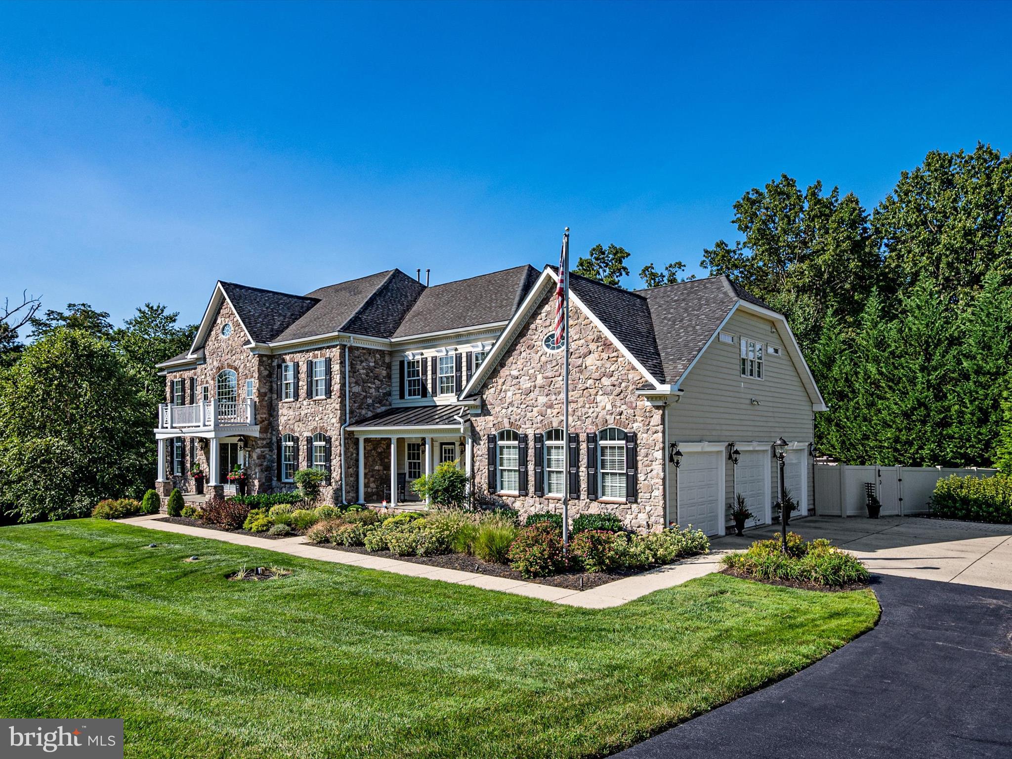 GREENSPRING AT COMPASS POINTE - Residential