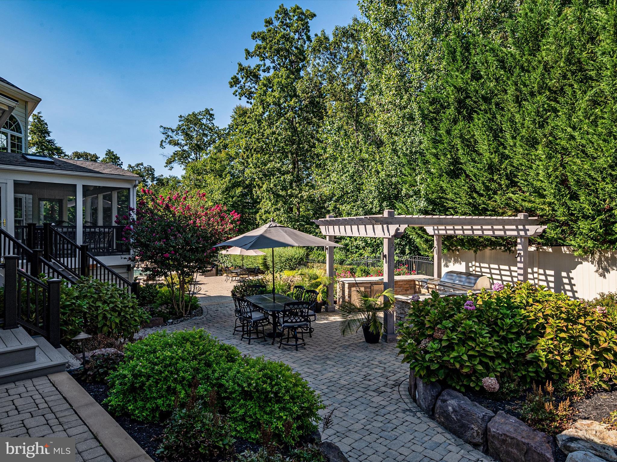 GREENSPRING AT COMPASS POINTE - Residential