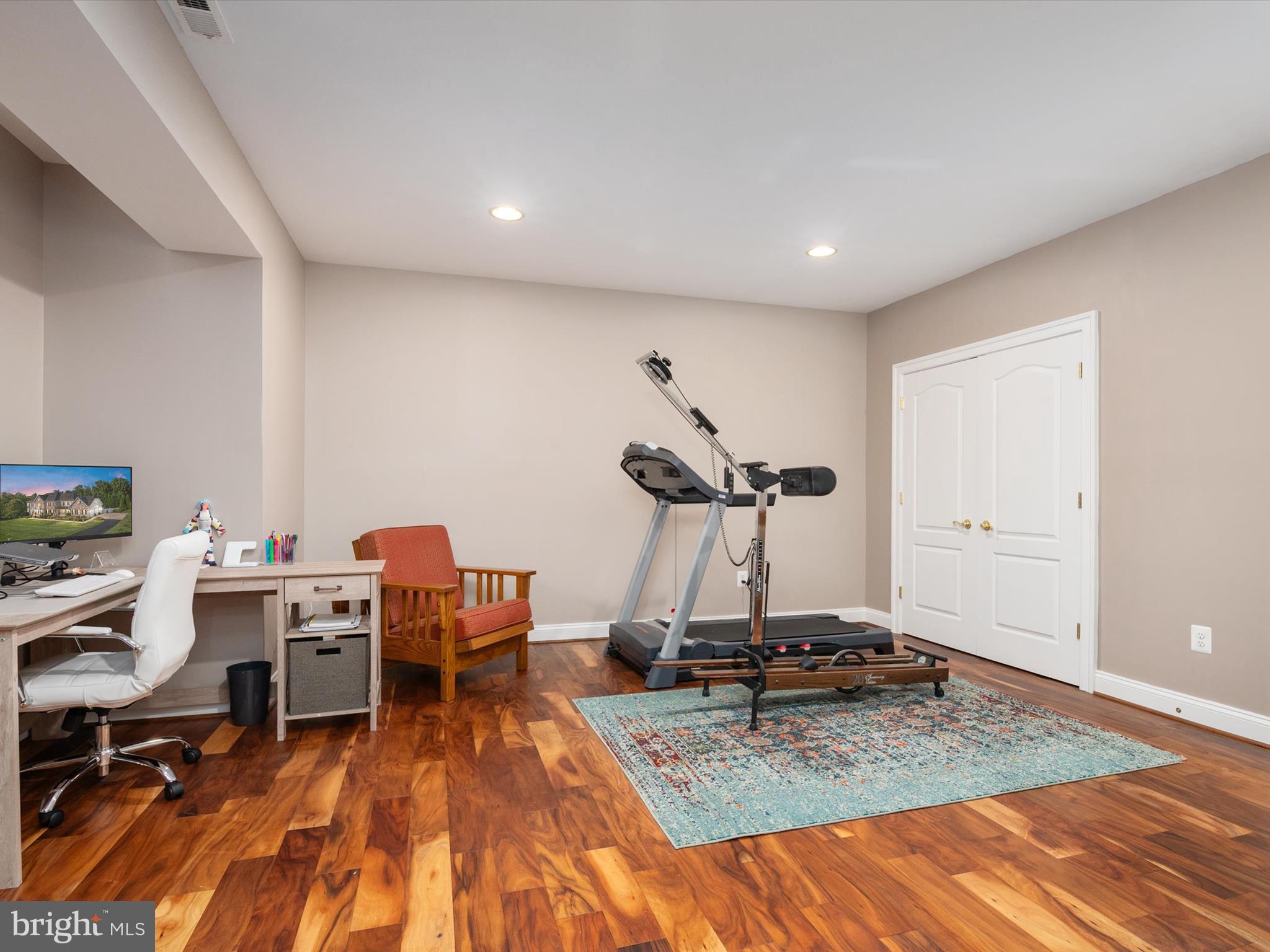 GREENSPRING AT COMPASS POINTE - Residential