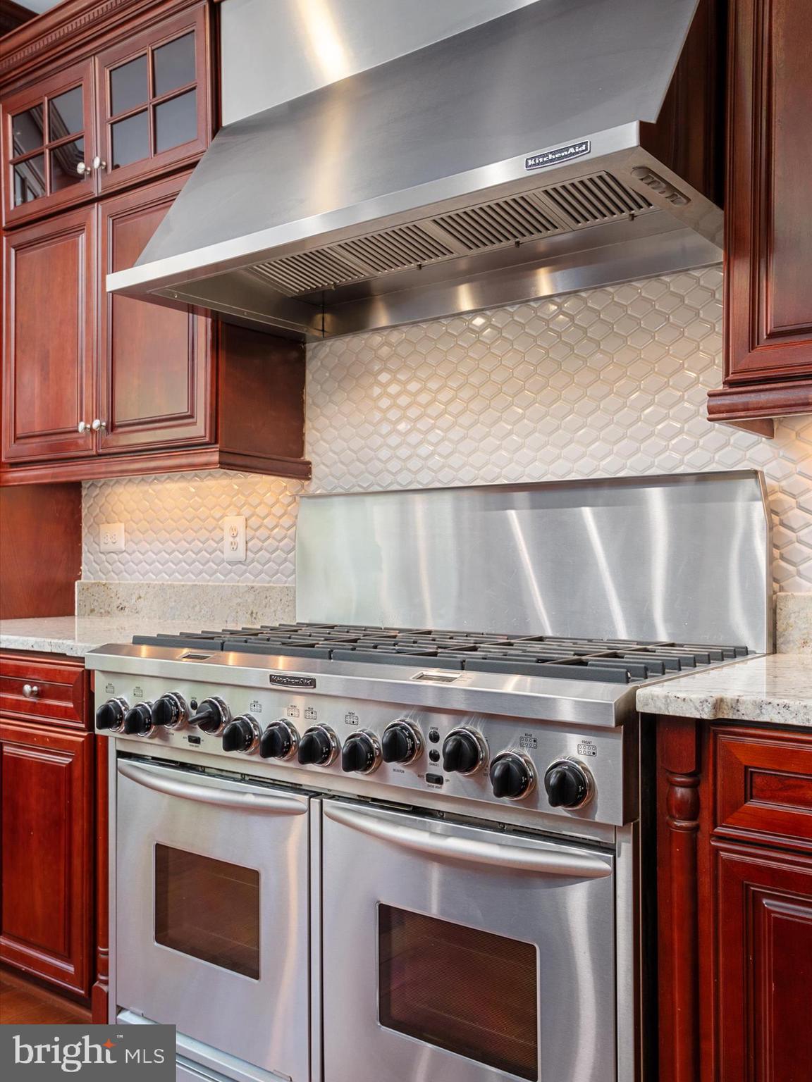 GREENSPRING AT COMPASS POINTE - Residential