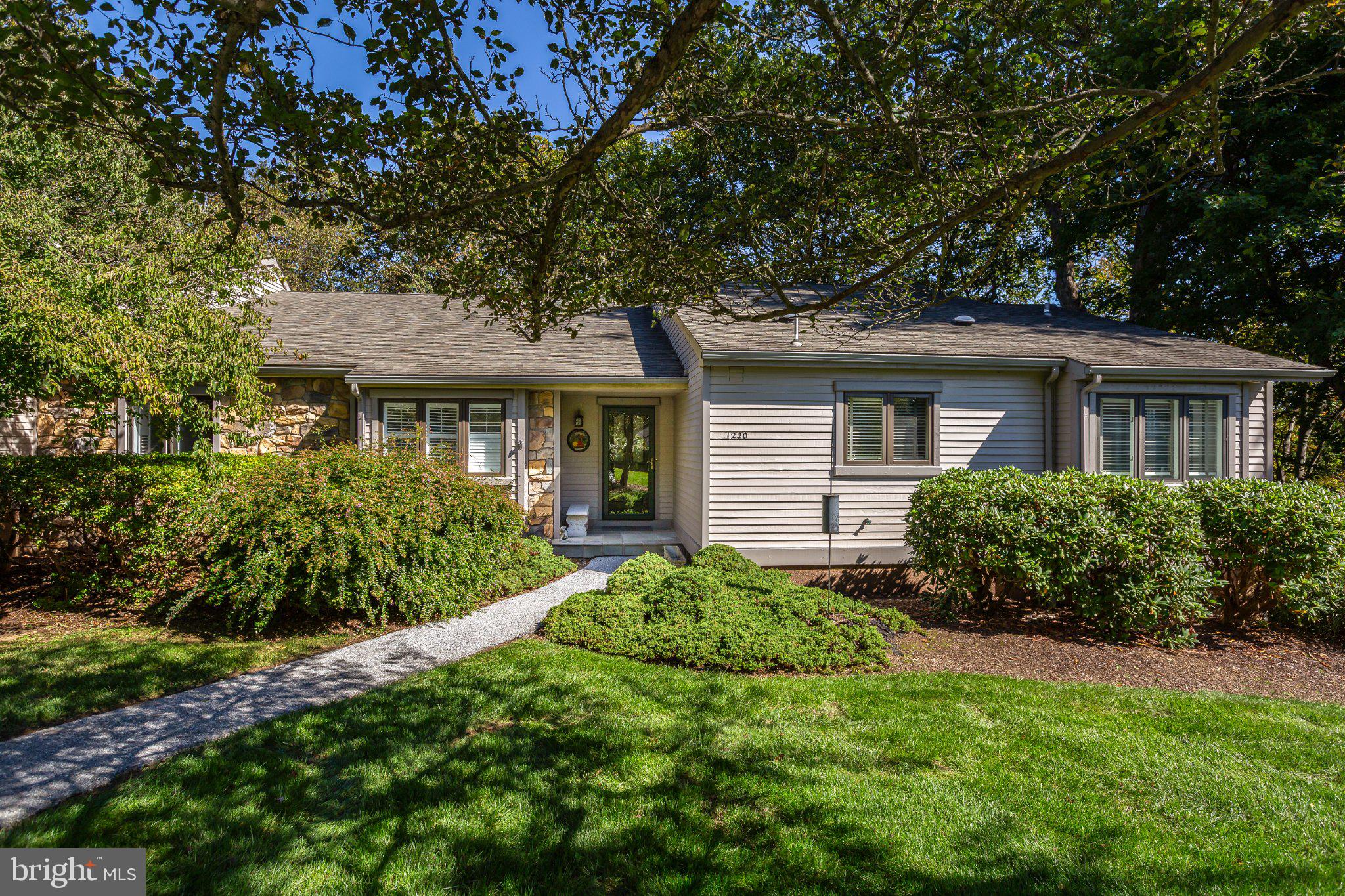1220 PRINCETON LANE