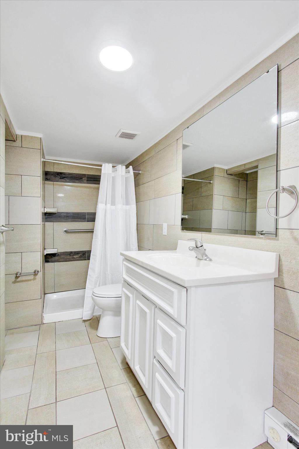 BONNEAUVILLE - Residential