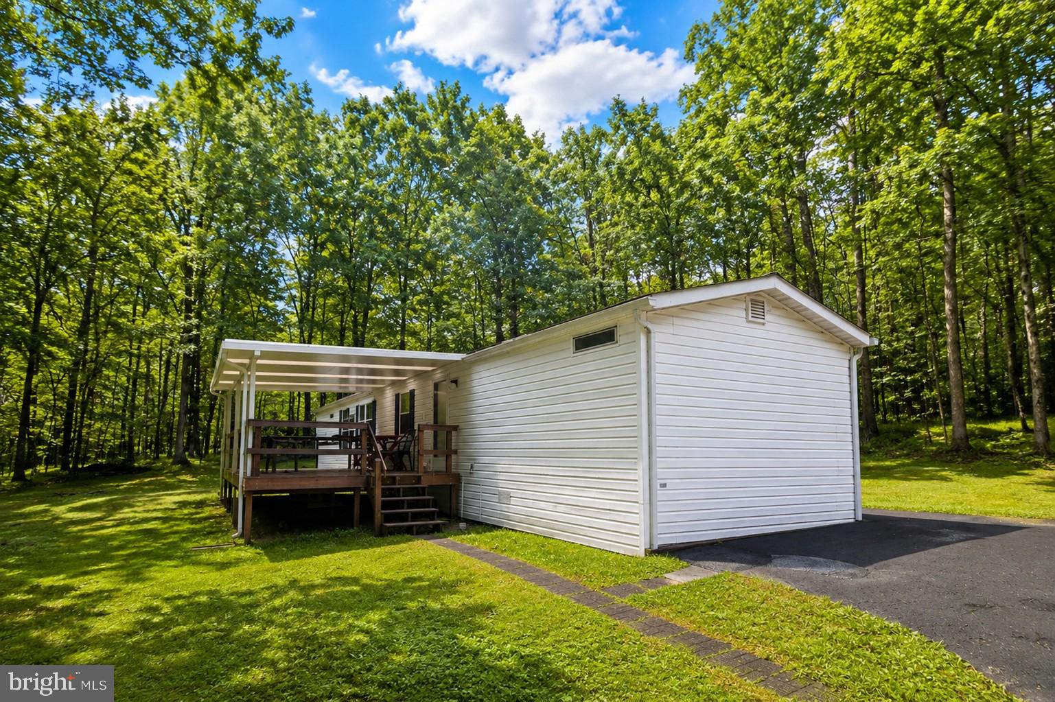 1951 MOSSER ROAD